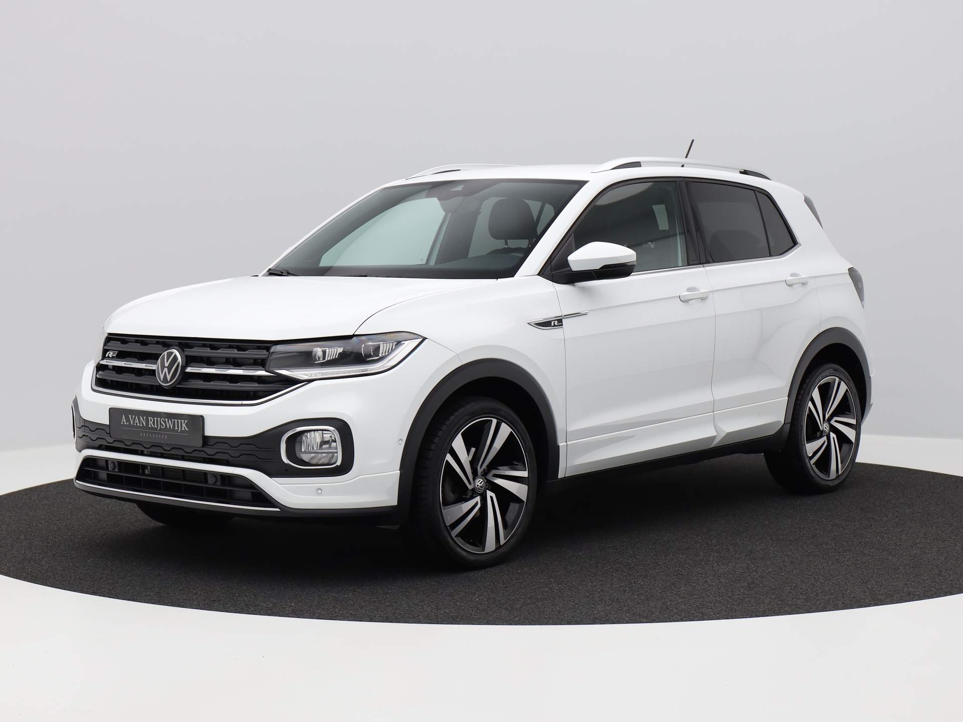 Volkswagen T-Cross 1.5 TSI 150 PK DSG 2x R-Line | CAMERA | VIRTUAL | SIDE ASSIST | LED