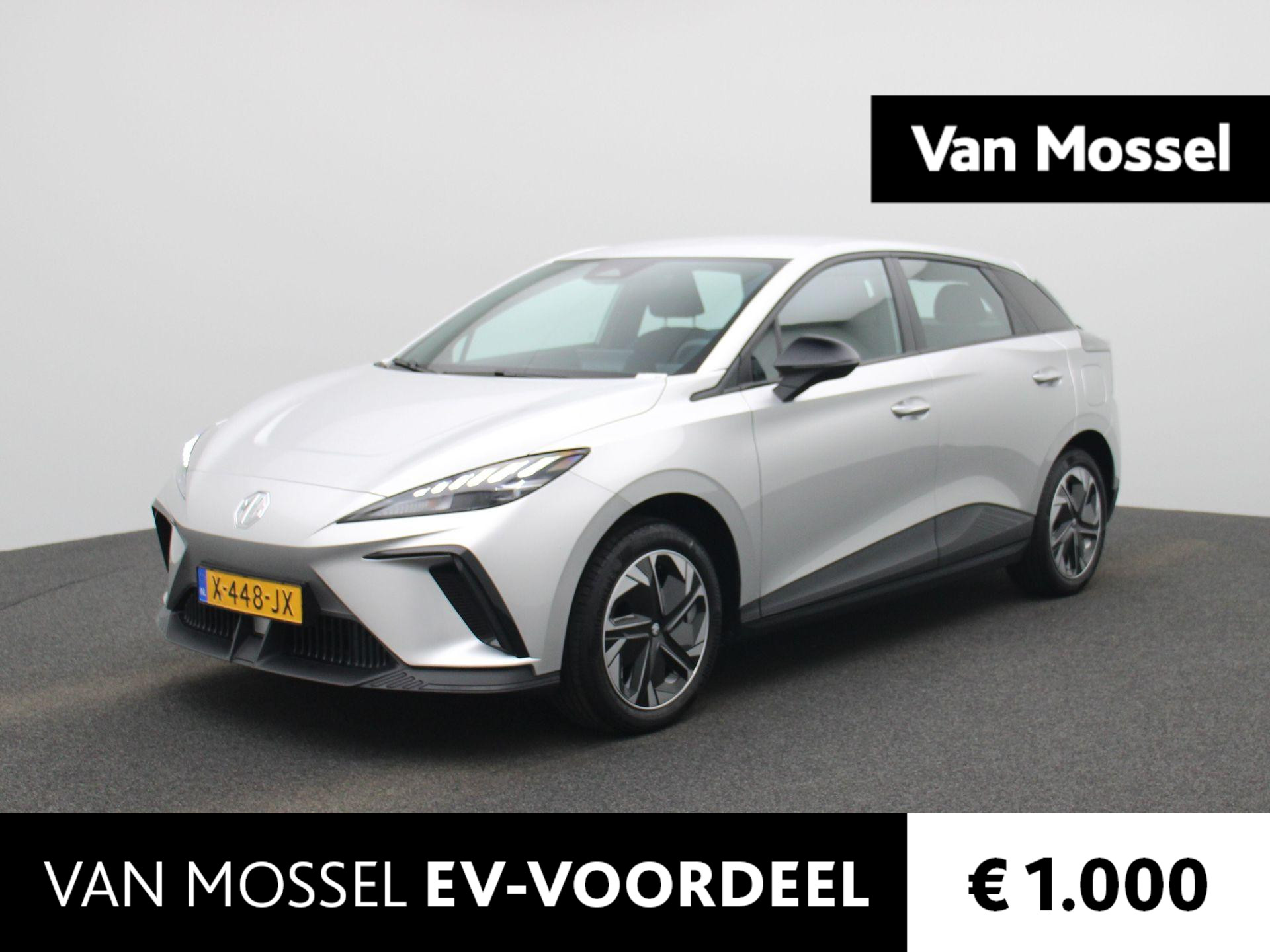 MG 4 Standard 51 kWh | Automaat | Virtual cockpit | Apple carplay | Climate control | DAB | Parkeer sensoren achter | Keyless entry | Lage km stand
