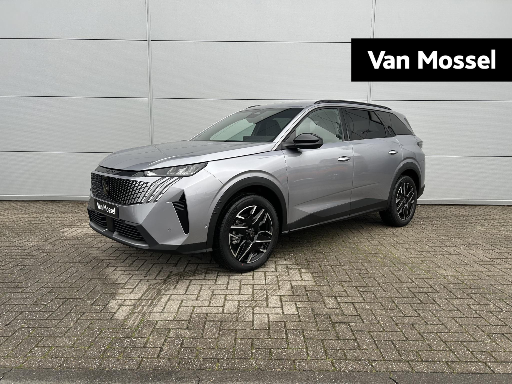 Peugeot 5008 1.2 Hybrid 136 Allure | Panoramic Navigation Pack | Adaptieve Cruise control | 360 Camera | Apple Carplay/Android Auto | Stoelverwarming | ACTIE VOORRAAD MODEL