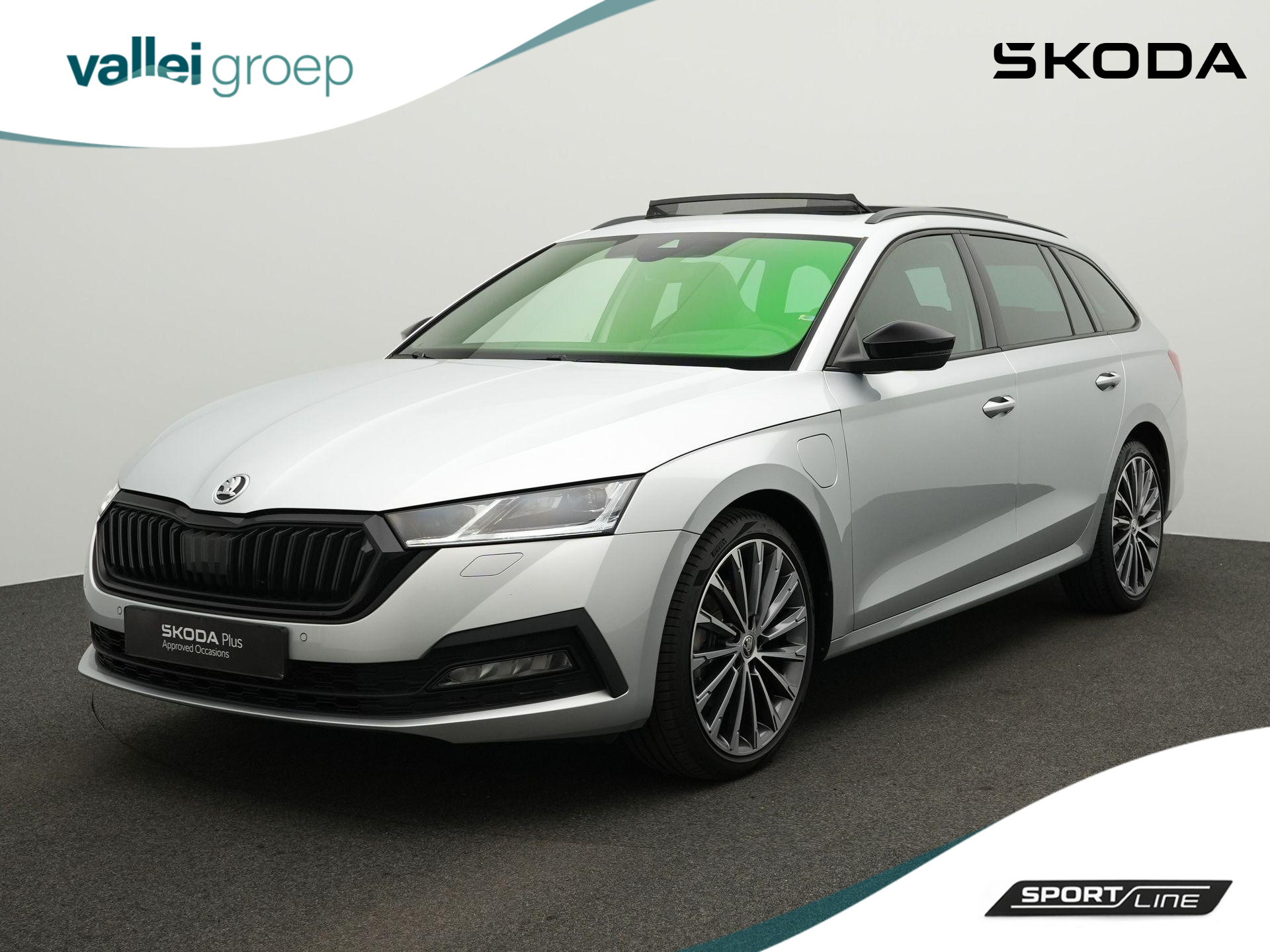 Škoda Octavia Combi 1.4 TSI 204 pk DSG iV PHEV Style | Panoramadak | Matrix LED | Geheugenstoelen | CANTON | Head-up display | Adaptief onderstel