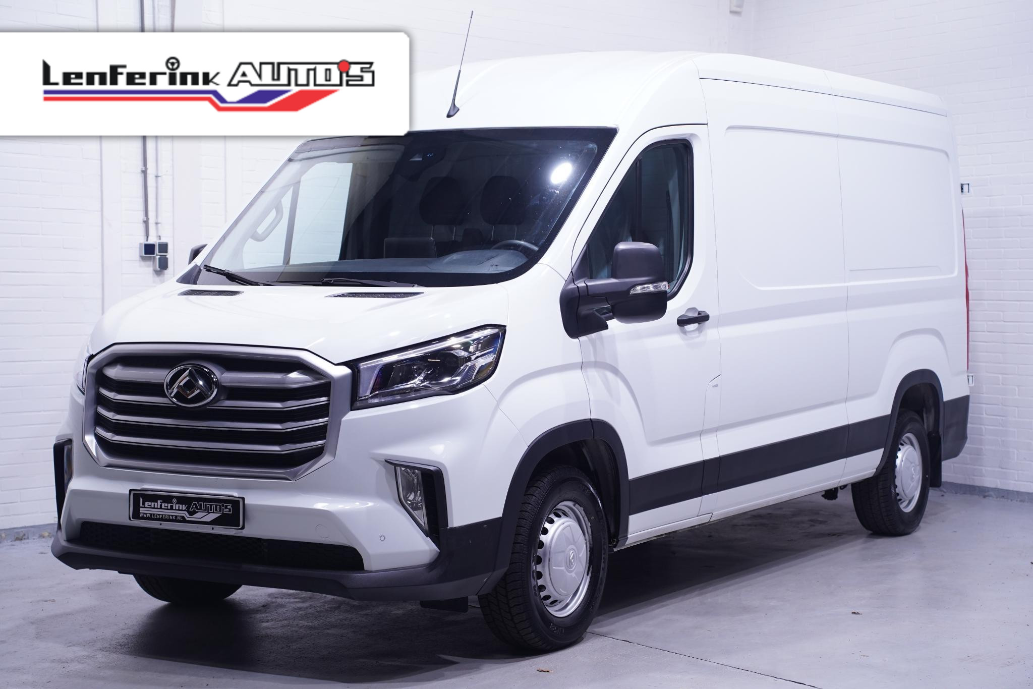 Ford Transit Maxus Deliver 2.0 CIT L3H2 148 pk Airco, Camera, Apple Carplay Laadruimte Pakket, PDC V+A, 3-Zits
