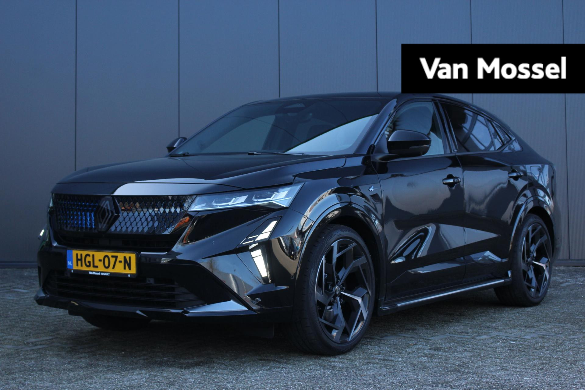 Renault Rafale 1.2 E-Tech 4x4 plug-in hybrid 300Pk Atelier Alpine | Google Navigatie | Draadloze Carplay | Wegklapbare Trekhaak | Harman Kardon Geluid | 4Control | Adaptieve Onderstel | Elek. Stoelen | Stoel & Stuurverwarming | Treeplanken | Spoiler |