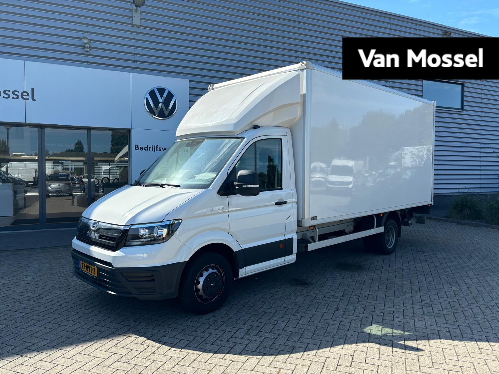 MAN TGE 35 2.0 Lang 5.0T Dubbel Lucht | Automaat | Multifunctioneel stuur | Airco | Camera | Dhollandia Laadklep 750 kg  | Radio |