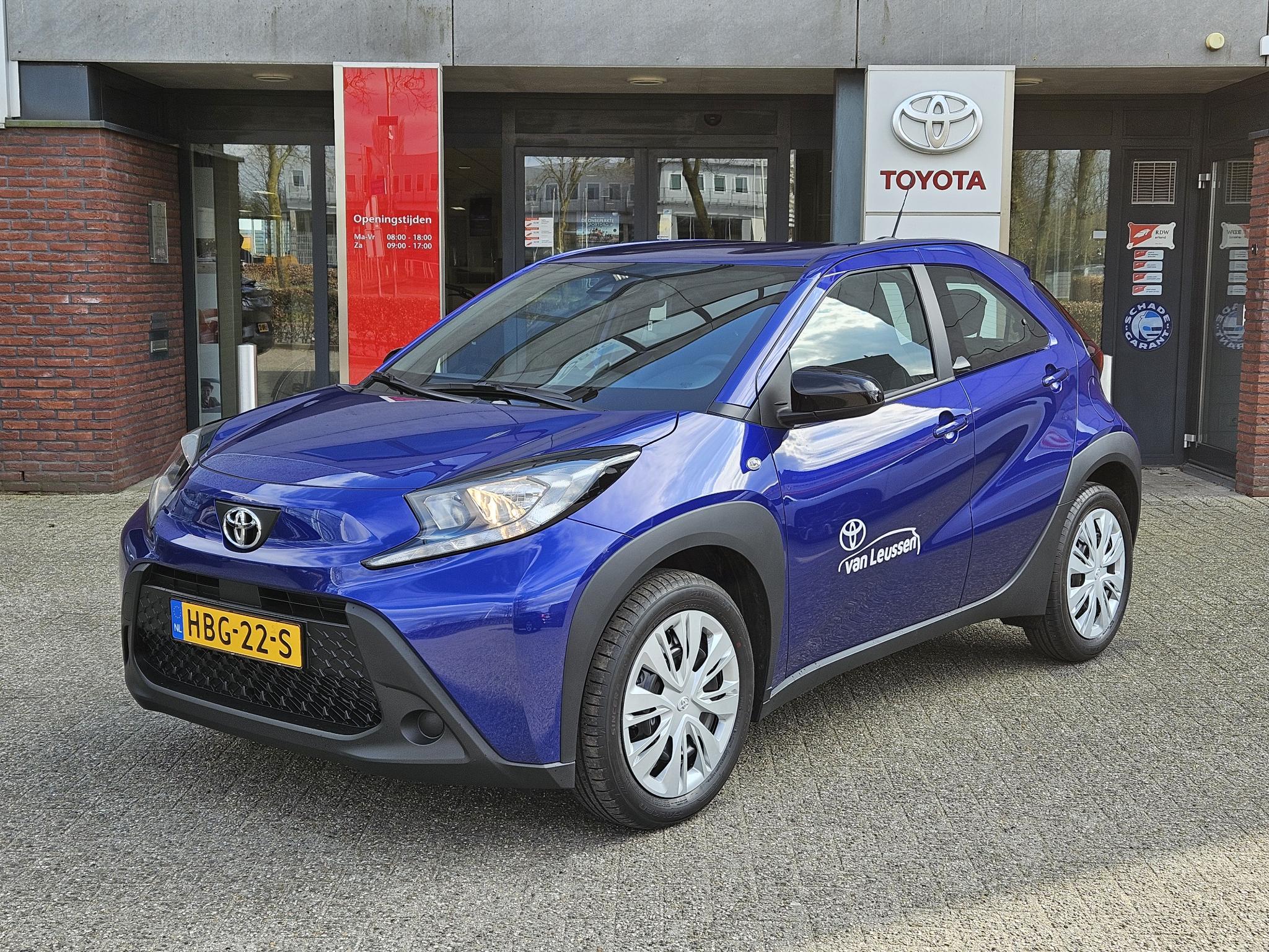 Toyota Aygo X PLAY AUTOMAAT APPLE/ANDROID CAMERA 7"DISPLAY LED AD-CRUISE AIRCO DAB+