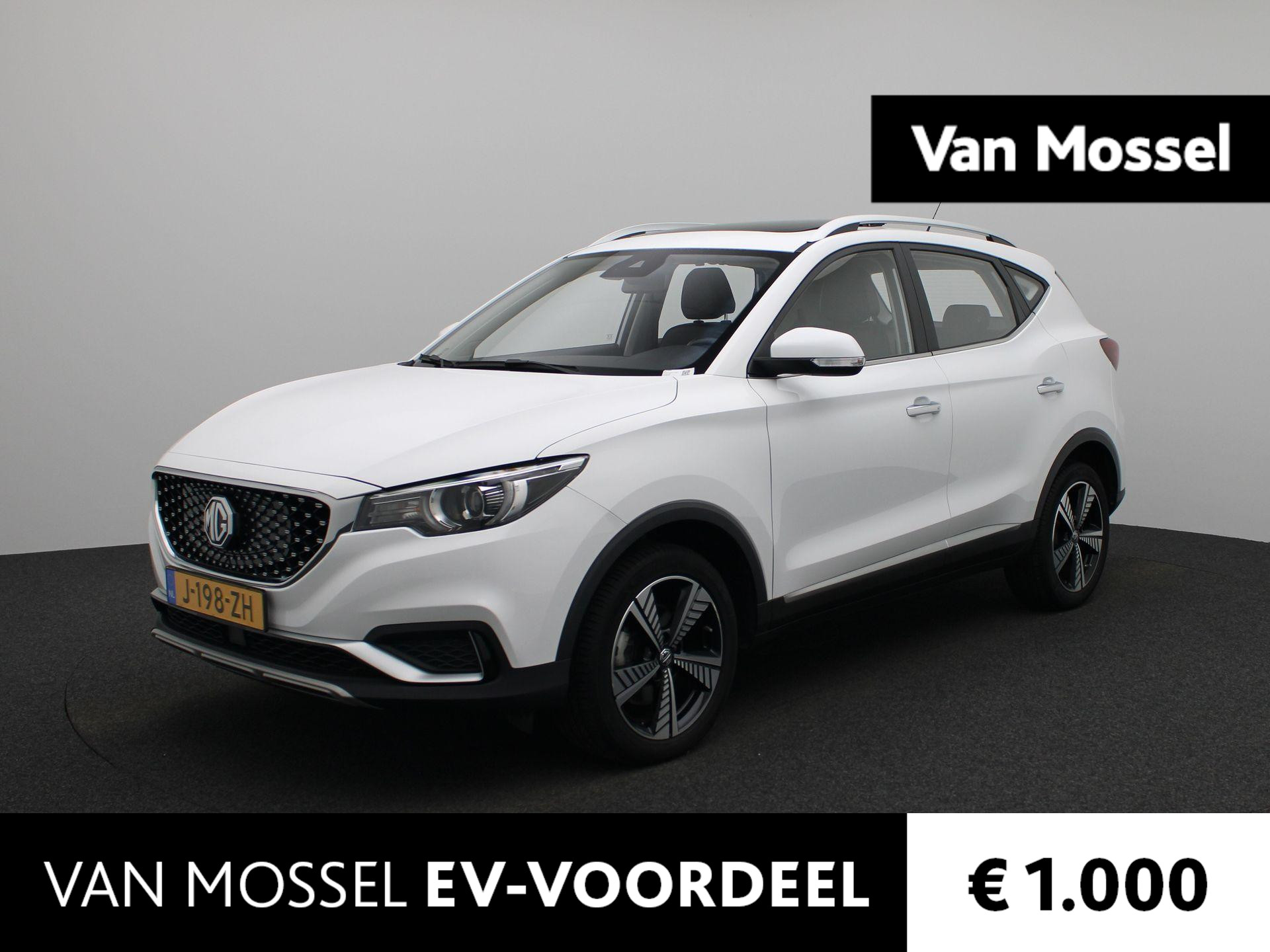 MG ZS-EV Luxury 45 kWh | Panorama Dak |   Lederen Bekleding | Achteruitrij Camera |