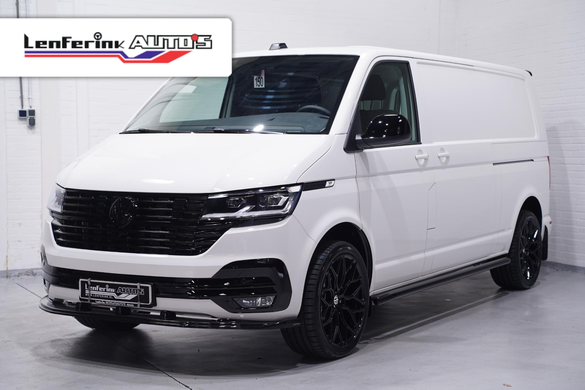 Volkswagen Transporter 2.0 TDI 150 pk DSG Bulli Edition 2x Schuifdeur 20" Vossen Look, Spoilers V+A, LED Koplampen, Navi, Camera, 3-Zits