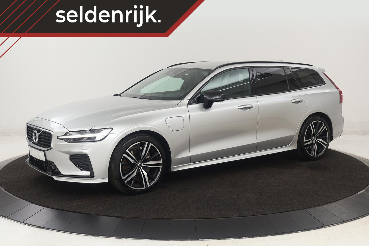 Volvo V60 2.0 T8 Recharge AWD R Design | Stoelverwarming | Trekhaak | Harman/Kardon | Camera | Navigatie | Memory