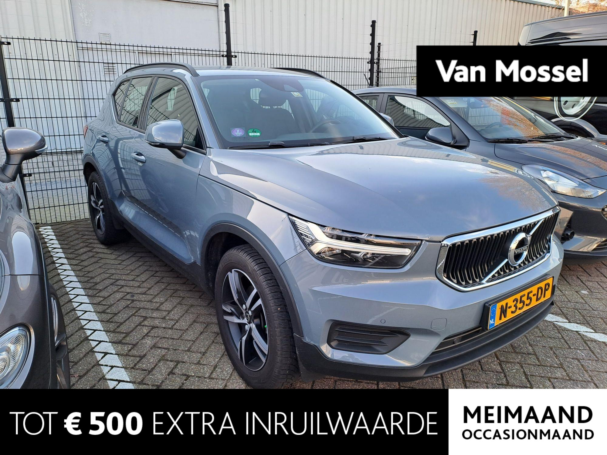 Volvo XC40 1.5 T2 Momentum | VERWACHT | NAVIGATIE | ACHTERUITRIJCAMERA | STUUR+STOELVERWARMING | WEGKLAPBARE TREKHAAK | ELEKTRISCHE ACHTERKLEP | CRUISE CONTROL | CLIMATE CONTROL | LED KOPLAMPEN |