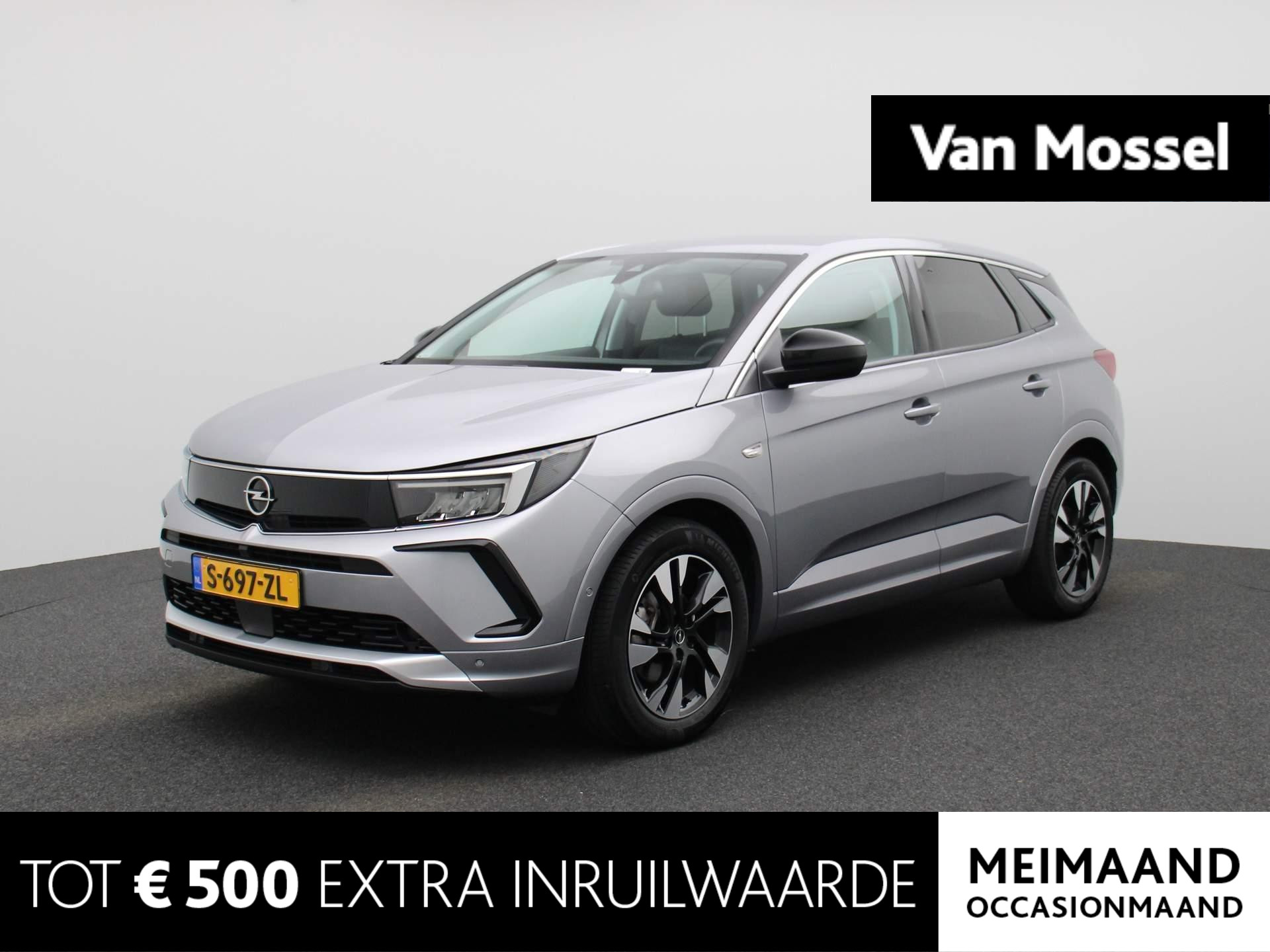 Opel Grandland 1.2 Turbo Business Elegance | 130pk | Hoge Instap! | Trekhaak | Parkeersensoren | Camera | 24.000km! |