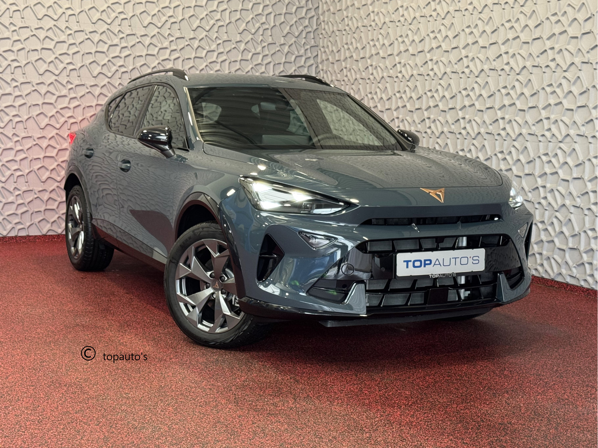 CUPRA Formentor ✅NW MODEL✅ 1.5 eTSI 150 MHEV CAMERA STOEL/STUUR ELEK.KLEP VERW. LED LEER CARPLAY 10/2024 ✅ NIEUWE AUTO ✅