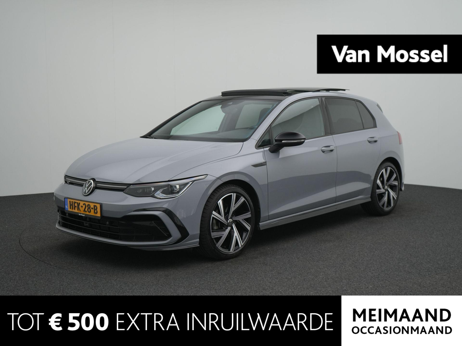 Volkswagen Golf 1.5 eTSI R-Line Business PANORAMADAK | R-LINE 2X | BLACK PAKKET | NAVIGATIE | APPLE CARPLAY | STOEL & STUURVERWARMING | ADAPTIEVE CRUISE | CAMERA | KEYLES ENTREE | IQ LIGHTS VOOR & ACHTER |