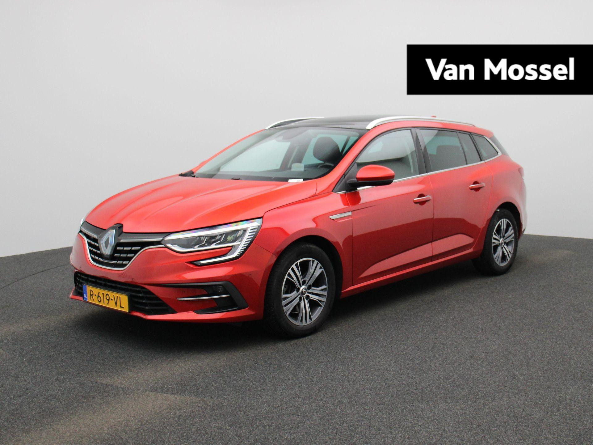 Renault Mégane Estate 1.3 TCe Intens | Automaat | LMV | Trekhaak | Stoel verwarming | Schuifdak | Parkeer sensoren | Camera | Climate control | Half leder