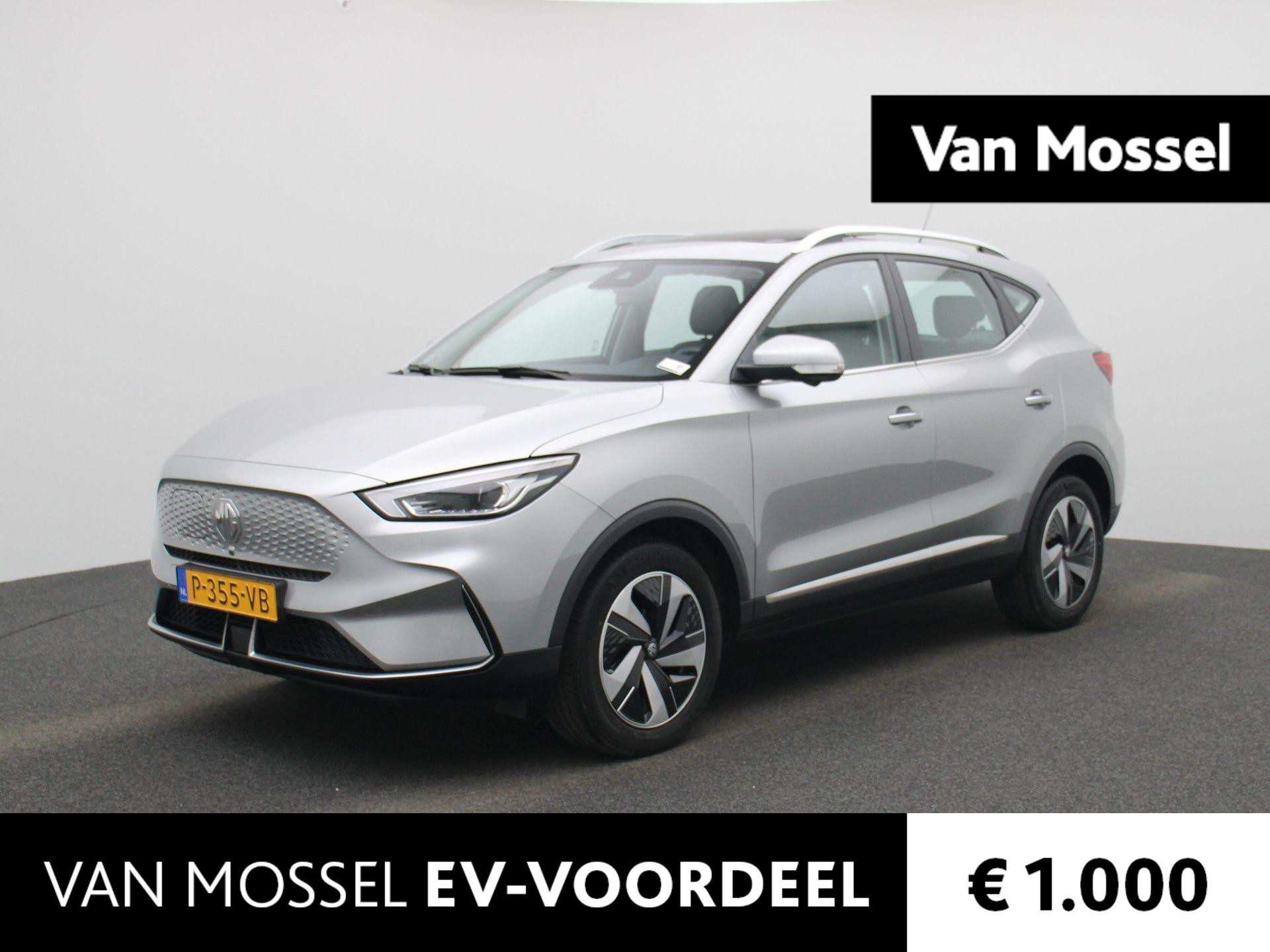 MG ZS-EV Standard Range Luxury 50 kWh | LEER | CAMERA | SCHUIF-KANTELDAK | NAVIGATIE