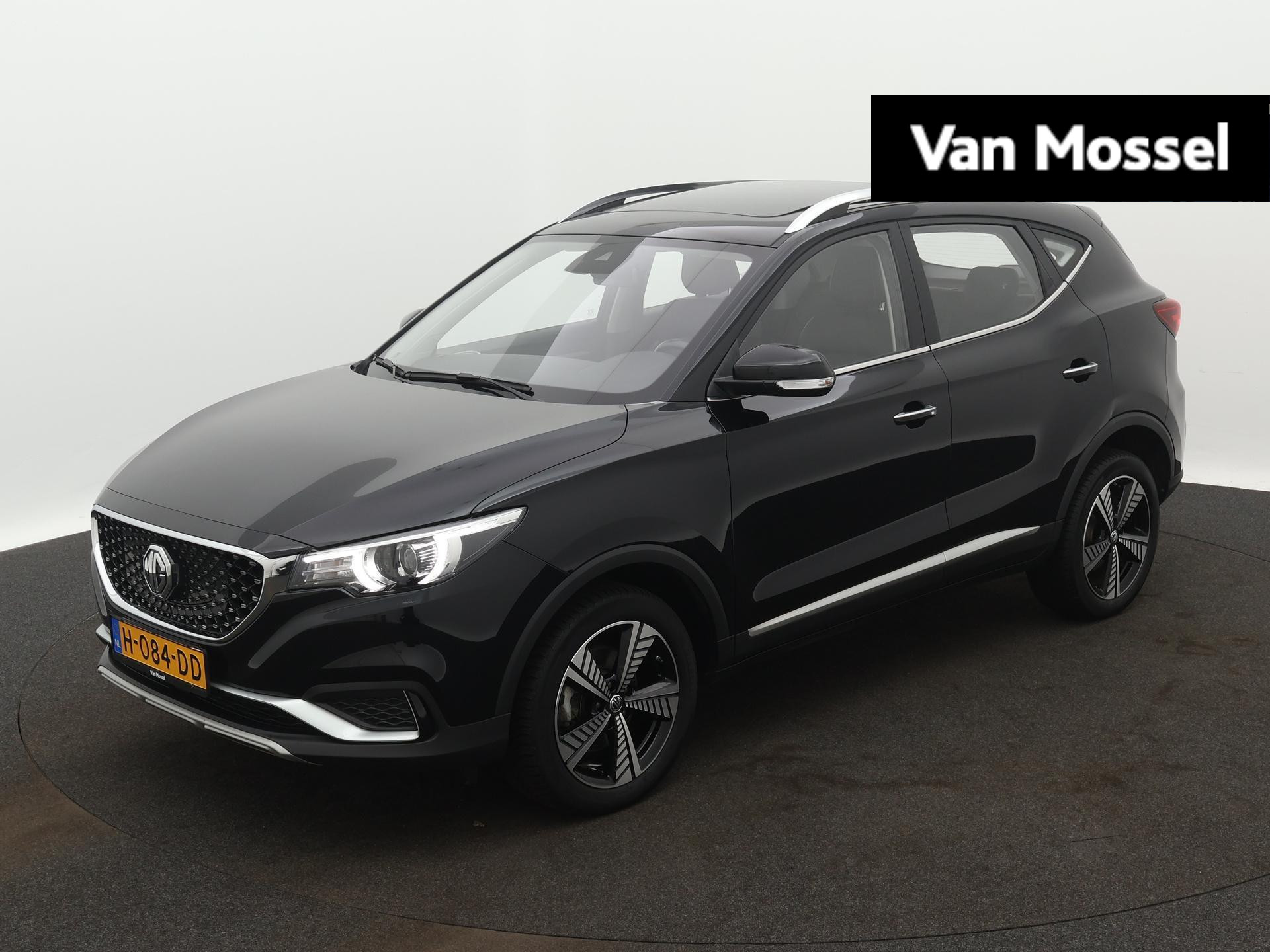 MG ZS-EV Luxury 45 kWh | WLTP 263 KM | Panorama/ Schuif-Kantel Dak | DAB | ACC | Airco | Navigatie | LMV |