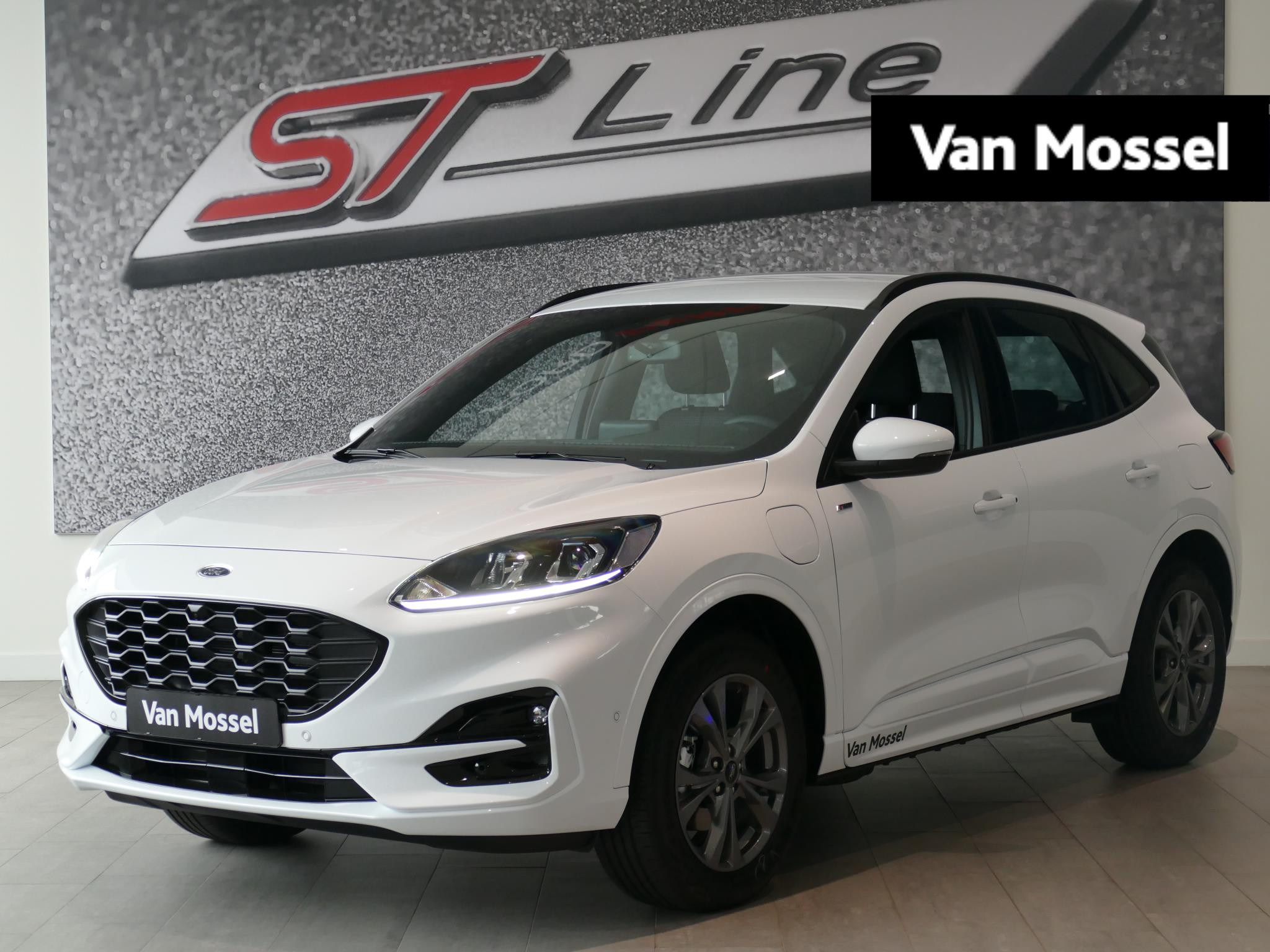 Ford Kuga 2.5 PHEV ST-Line | Driver Assistance Pack | Winter Pack | Frozen White | Demonstratie auto