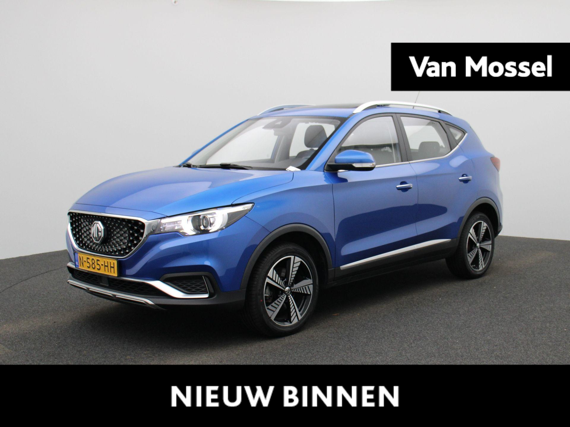 MG ZS-EV Luxury 45 kWh | Panorama Dak | Adaptieve Cruise Controle | Achteruitrij Camera | Apple Carplay / Android Auto |