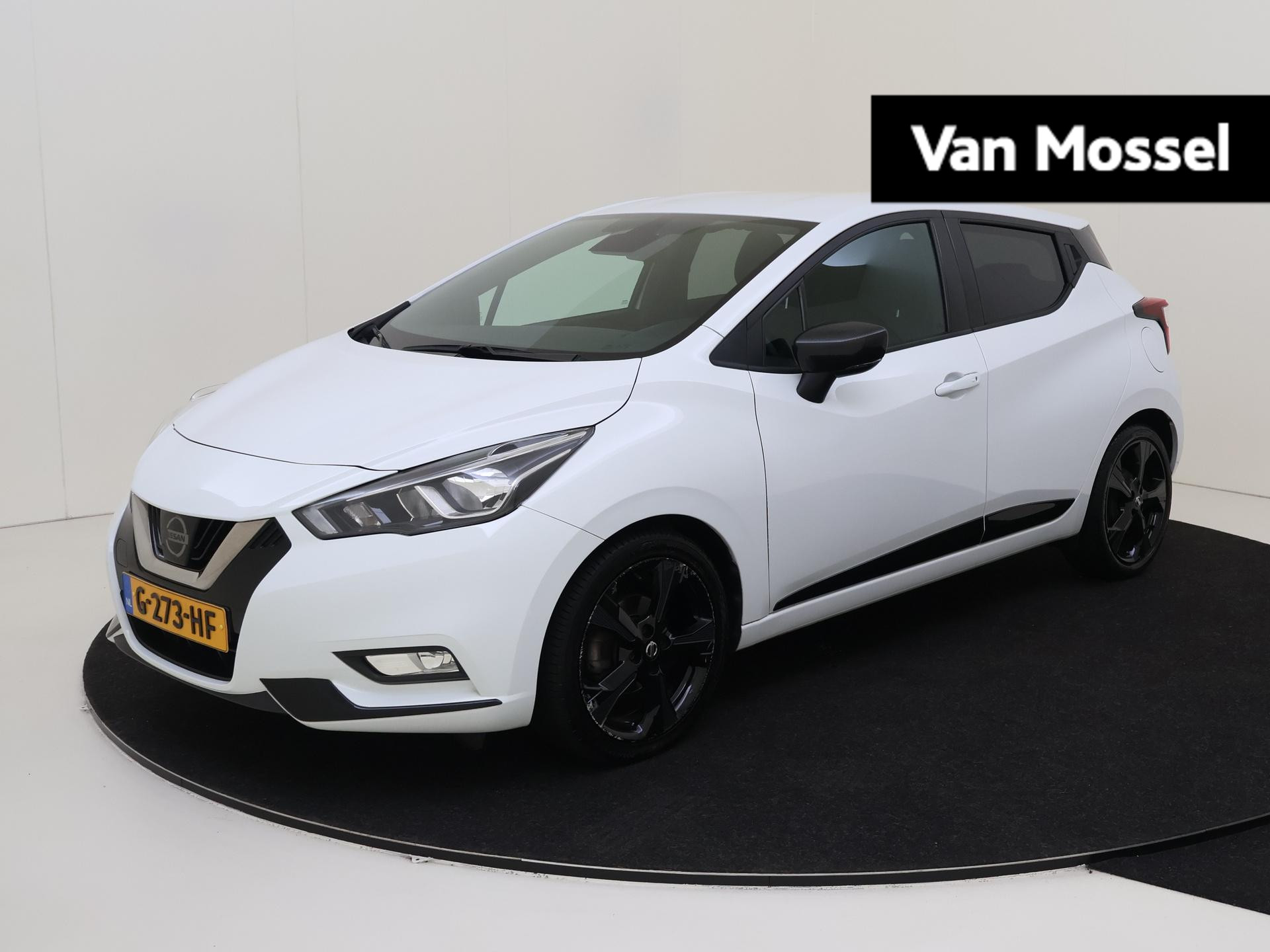 Nissan Micra 1.0 100PK IG-T N-Sport | Navigatie | Cruise Control | Climate Control | Parkeersensoren + Camera | Licht & Regen Sensor | Bluetooth | Lichmetalen Velgen Zwart 17Inch |