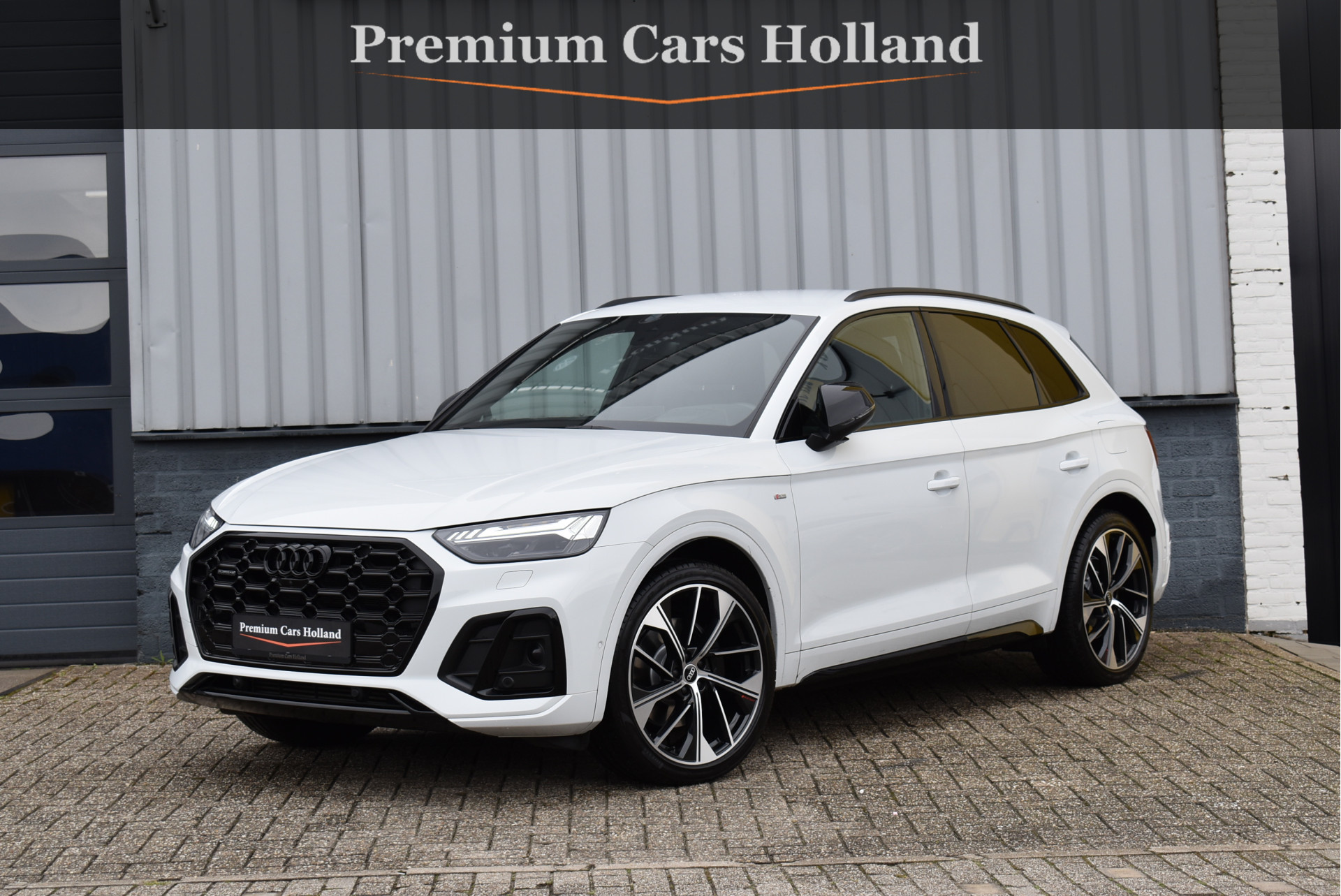 Audi Q5 55 TFSI e S-Line Competition Luchtvering RS-StoelTrekhaak Full Led Matrix ACC HUD Keyless 21 Inch
