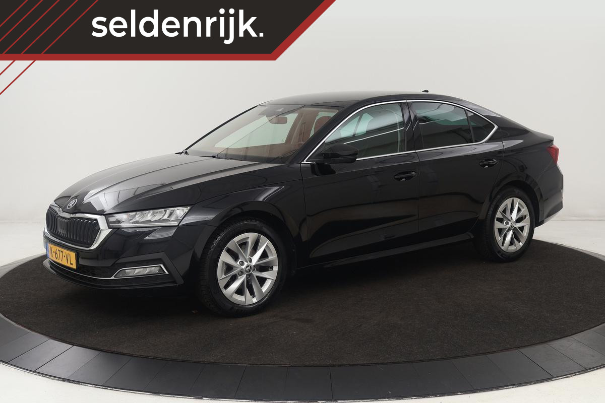 Škoda Octavia 1.0 e-TSI Business Edition Plus | Stoelverwarming | Trekhaak | Adaptive cruise | Carplay | Full LED | Keyless | Sfeerverlichting