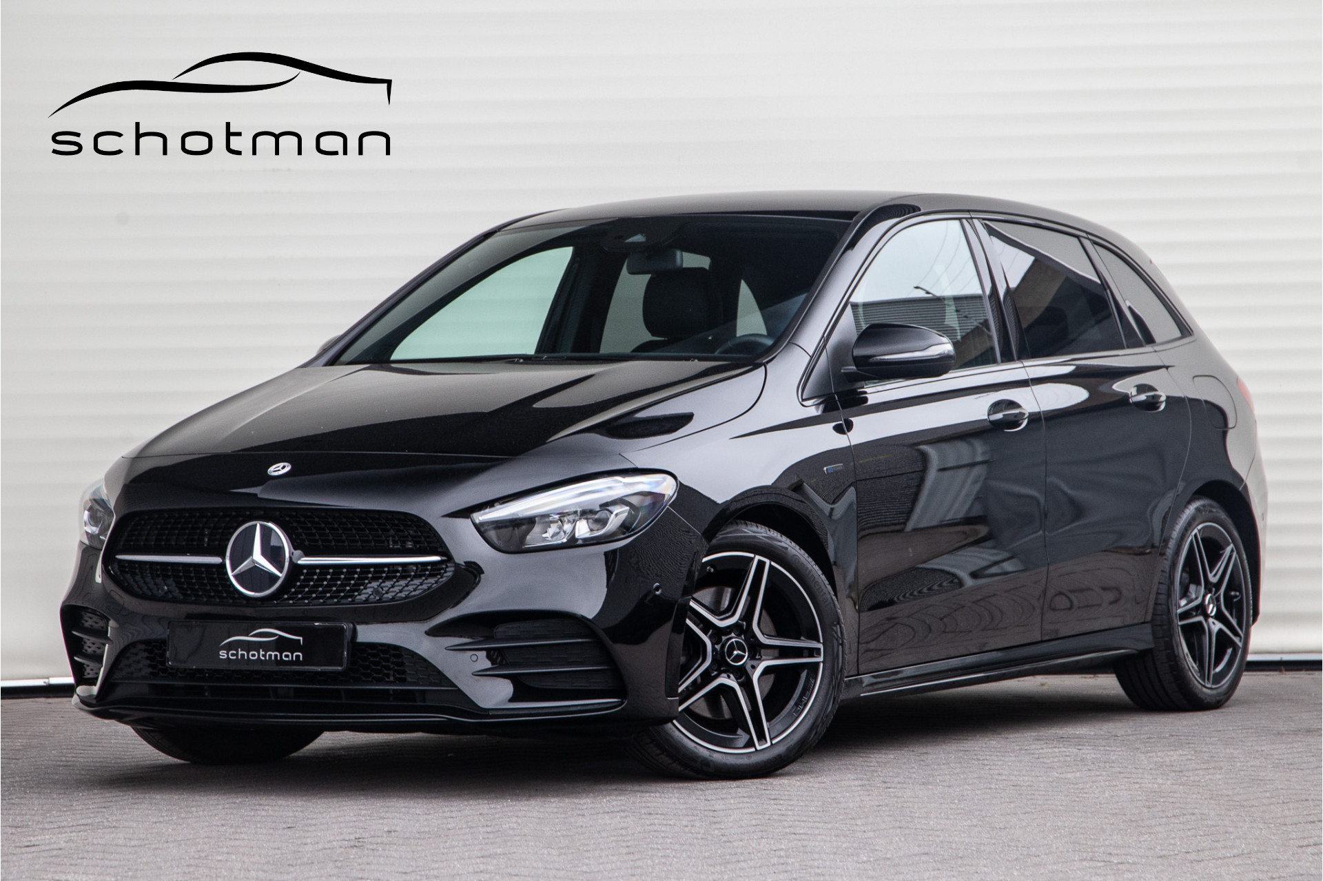 Mercedes-Benz B-Klasse 250 e AMG Night edition, Sfeerverlichting, Plug-in Hybrid 2021