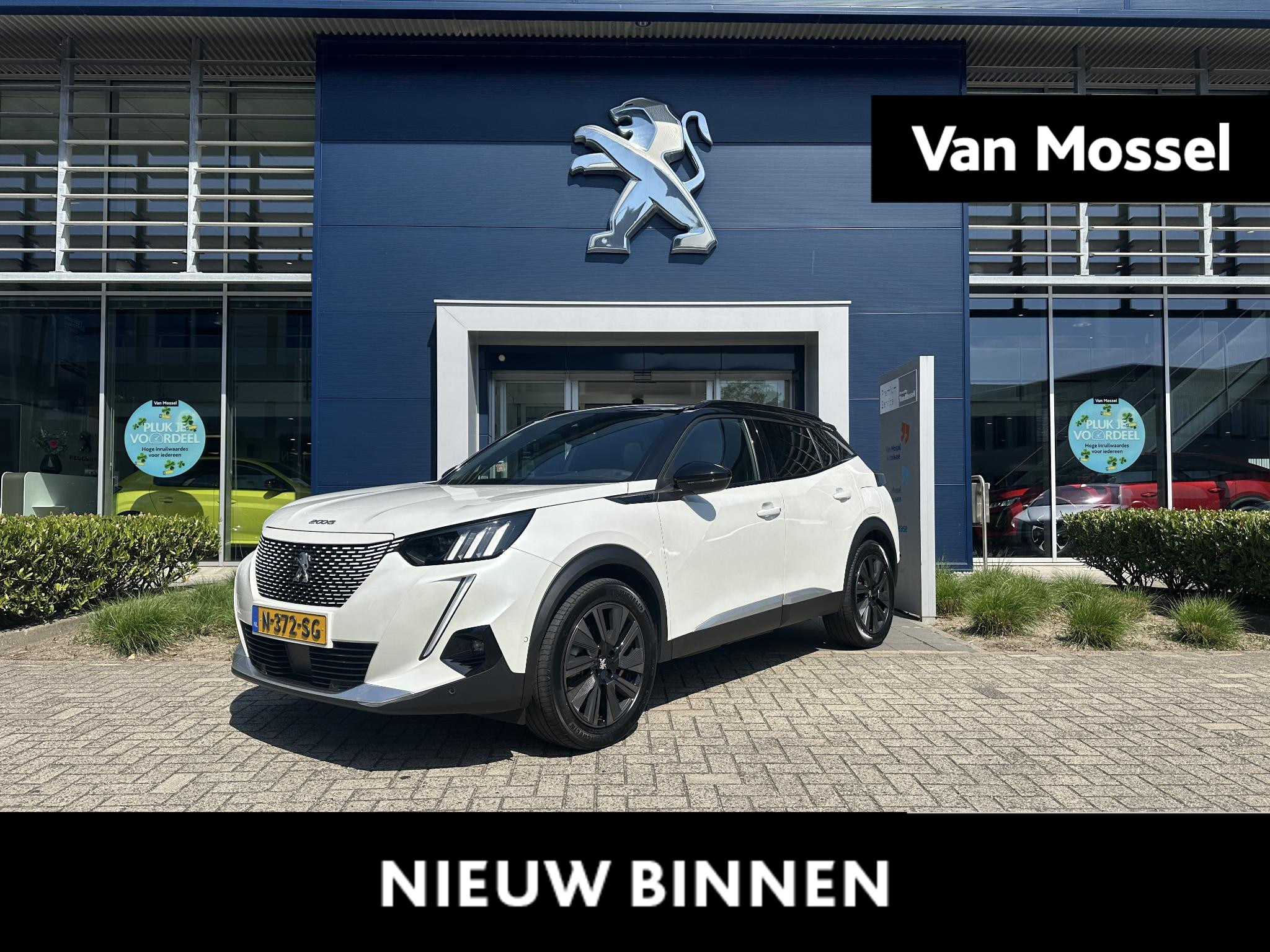 Peugeot e-2008 EV GT Pack 50 kWh | Panoramadak | Stoelverwarming