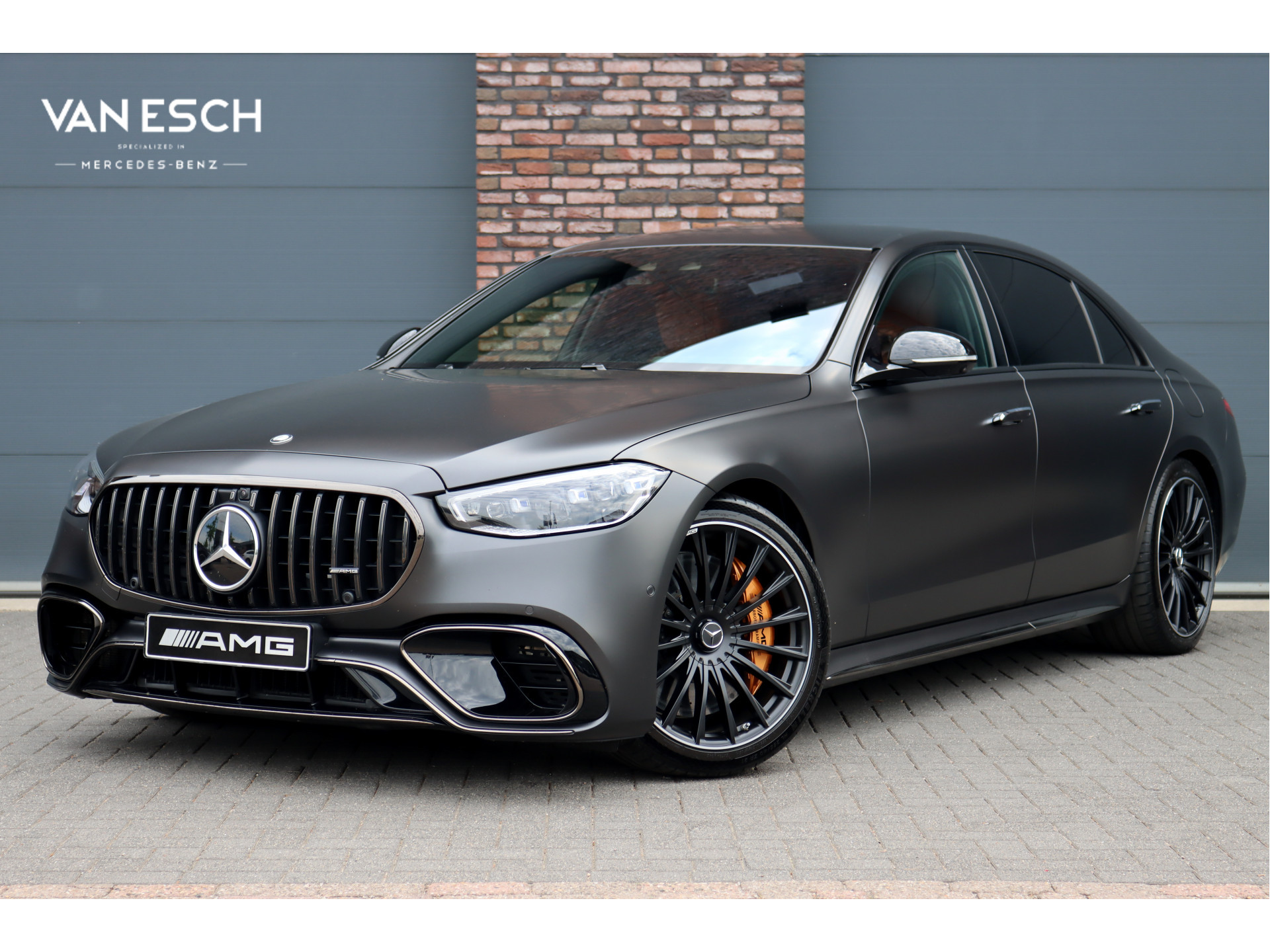 Mercedes-Benz S-Klasse AMG 63 S E Performance Aut9 | 802pk | Achterasbesturing | Keramisch | Distronic+ | HUD | Entertainmentpakket Achter | Stoelventilatie V+A | Vlakkenverwarming | Zonweringspakket | Massage | 3D-Display |