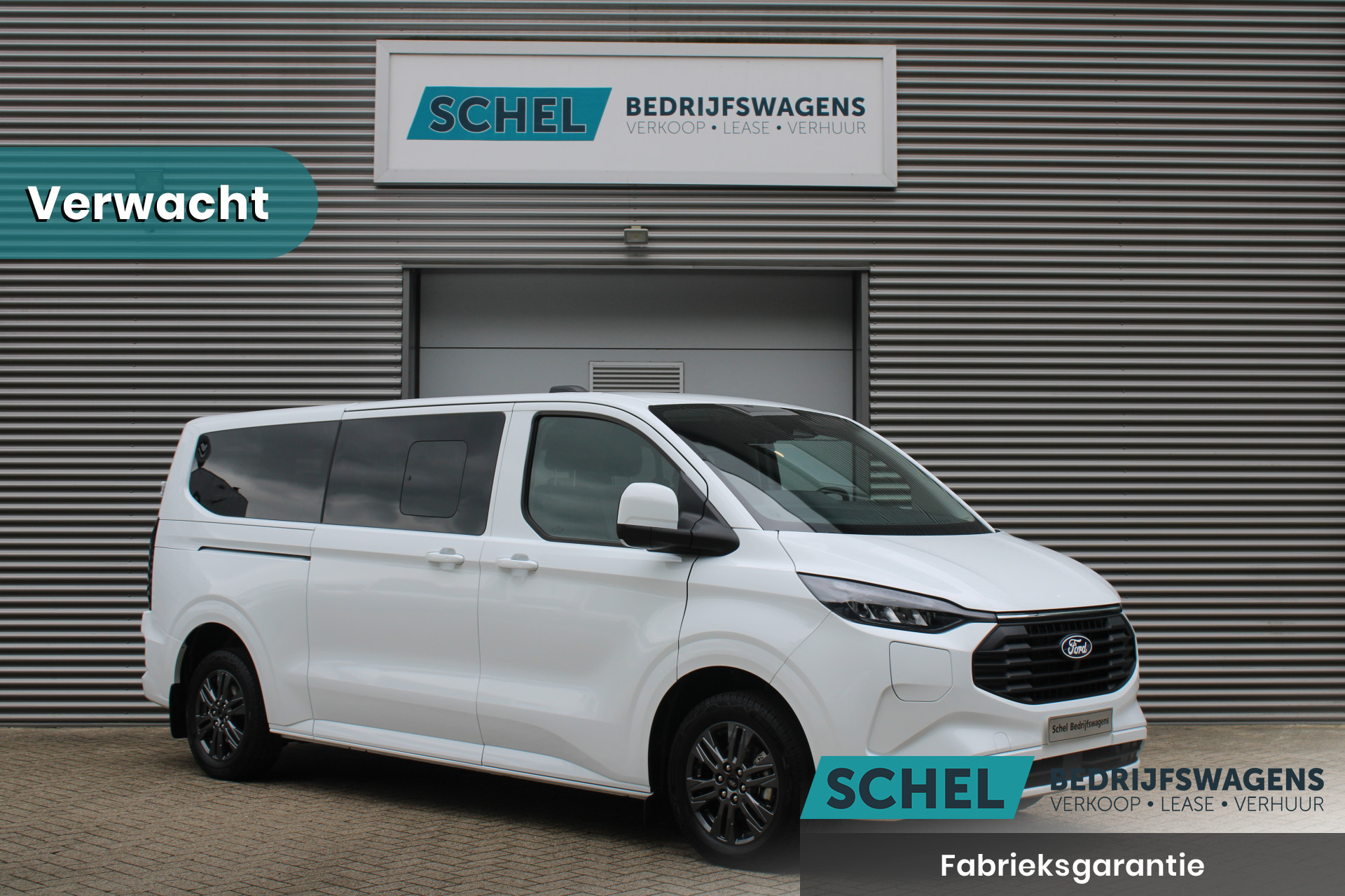 Ford Transit Custom 340 2.5 PHEV L2H1 Limited 232pk - 8 zits - Adaptive Cruise - Blind spot - Navi - Stuurverwarming - Airco achterin - Rijklaar