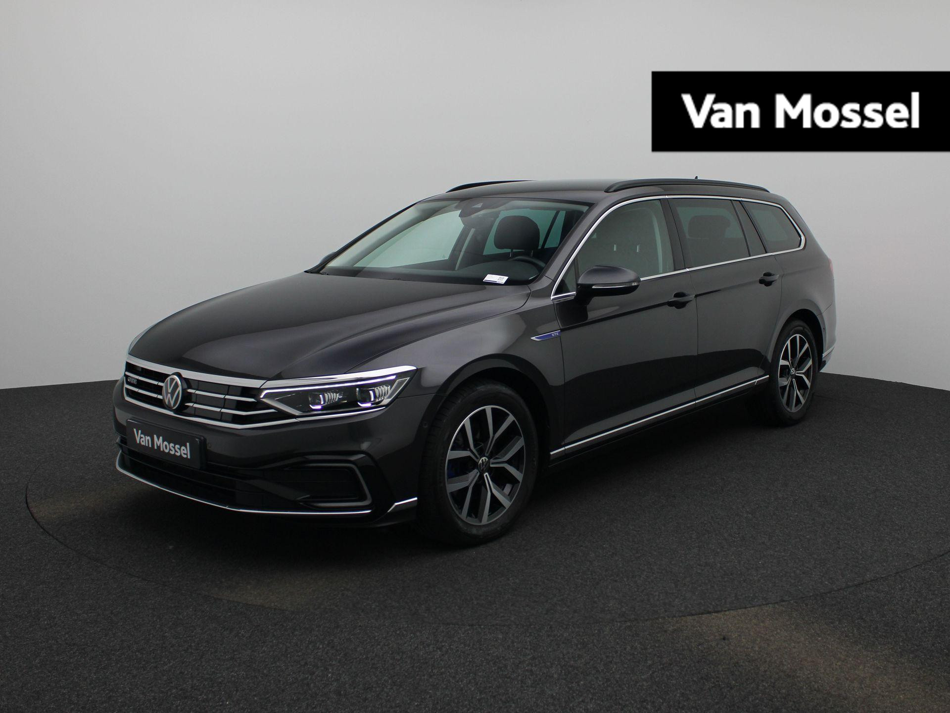 Volkswagen Passat Variant 1.4 TSI GTE | 218 PK | Automaat | Lederen Bekleding | Stoel en Stuurwielverwarming | Navigatie PRO (Groot Scherm) | Digital Cockpit | Plug-In Hybrid | Navigatie | LED-Matrix Koplampen | Parkeer Camera | Climatronic (Automatische Airco)