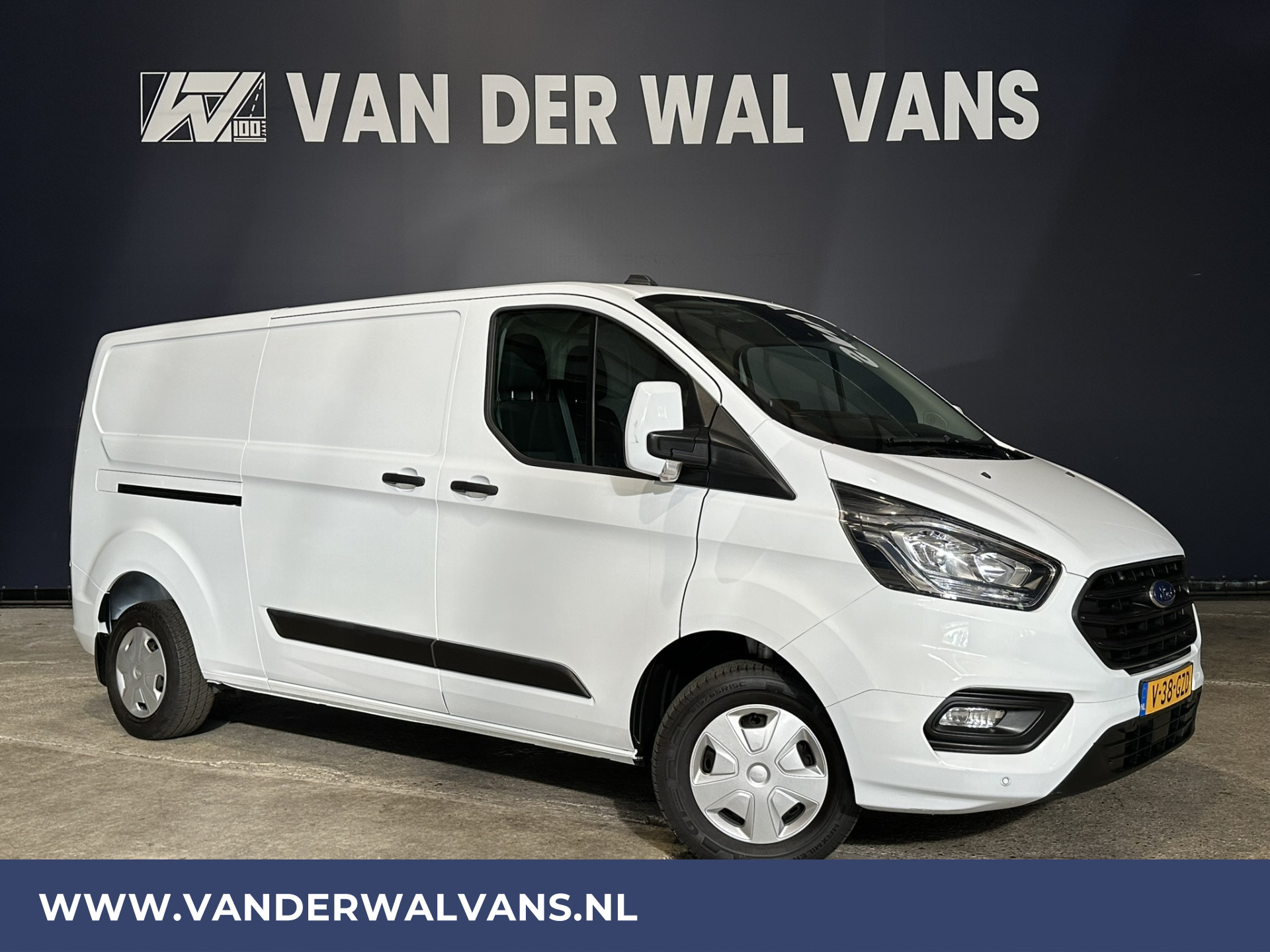 Ford Transit Custom 2.0 TDCI L2H1 Euro6 Airco | Camera | Apple Carplay | Android Auto | LED | Cruisecontrol Parkeersensoren, Verwarmde voorruit, Bijrijdersbank, 2800kg trekvermogen