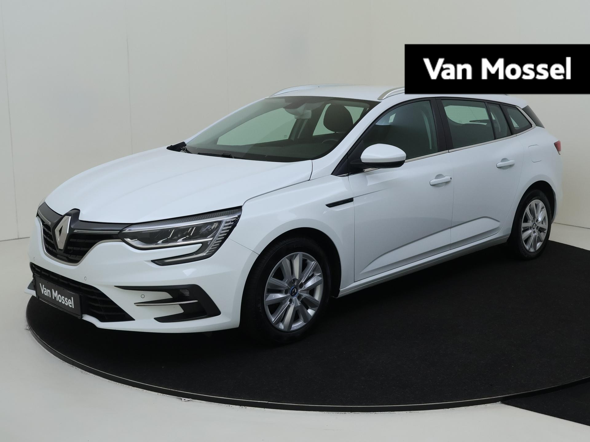 Renault Megane E-Tech Estate PHEV Business 160 PK Navigatie | Climate Control | Cruise Control | Parkeersensoren Voor en Achter | Keyless Entry | Apple Carplay & Android Auto