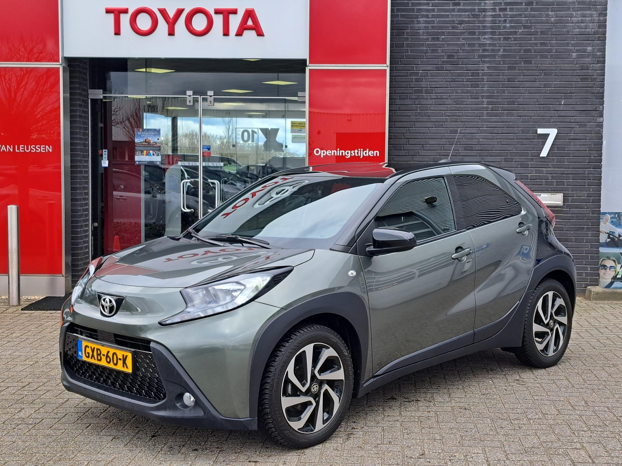 Toyota Aygo X PULSE APPLE/ANDROID CAMERA CLIMA 17"LMV PRIVACY-GLASS LED DAB+