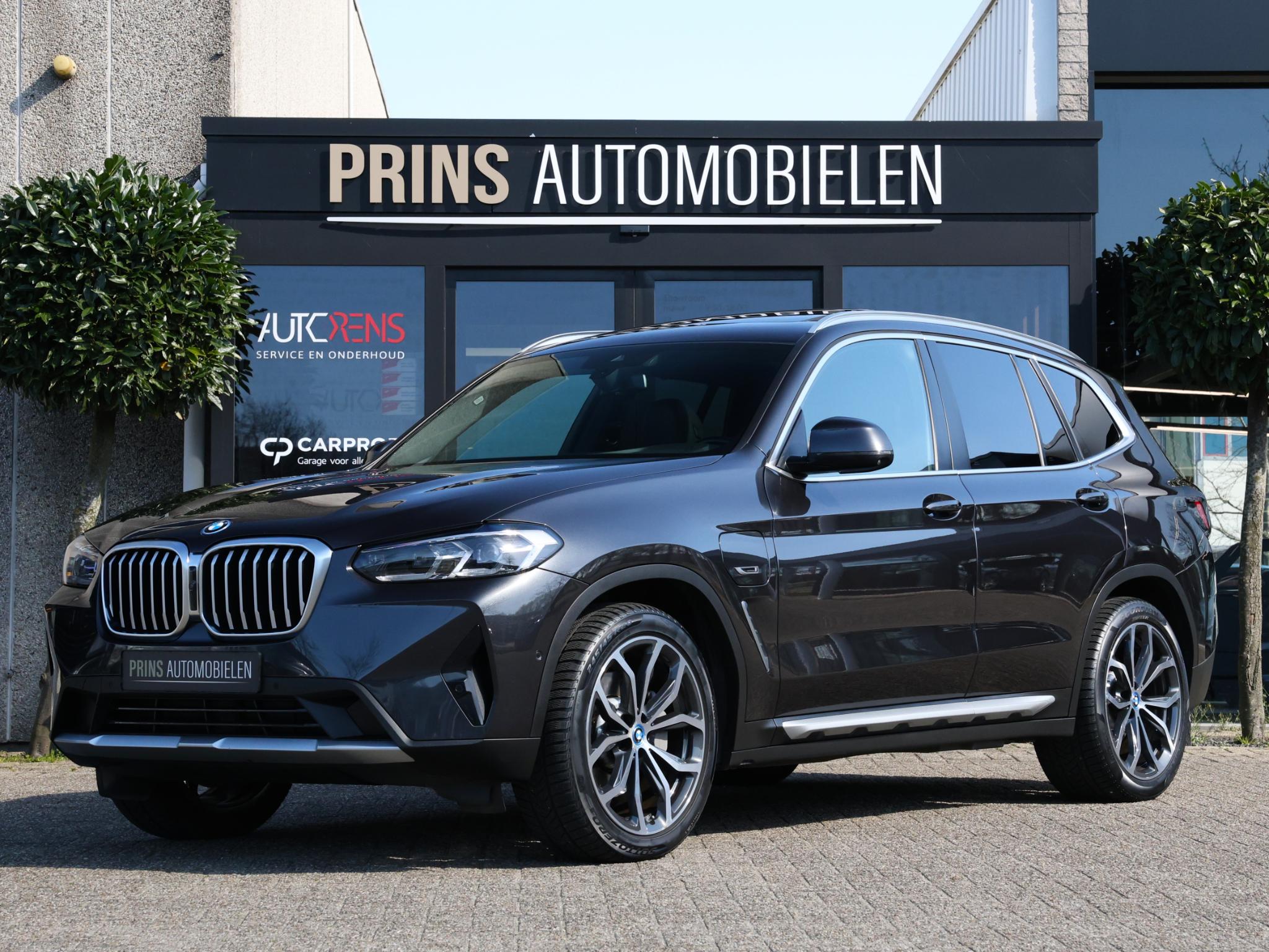 BMW X3 xDrive30e High Executive Pano|Headup|Keyless