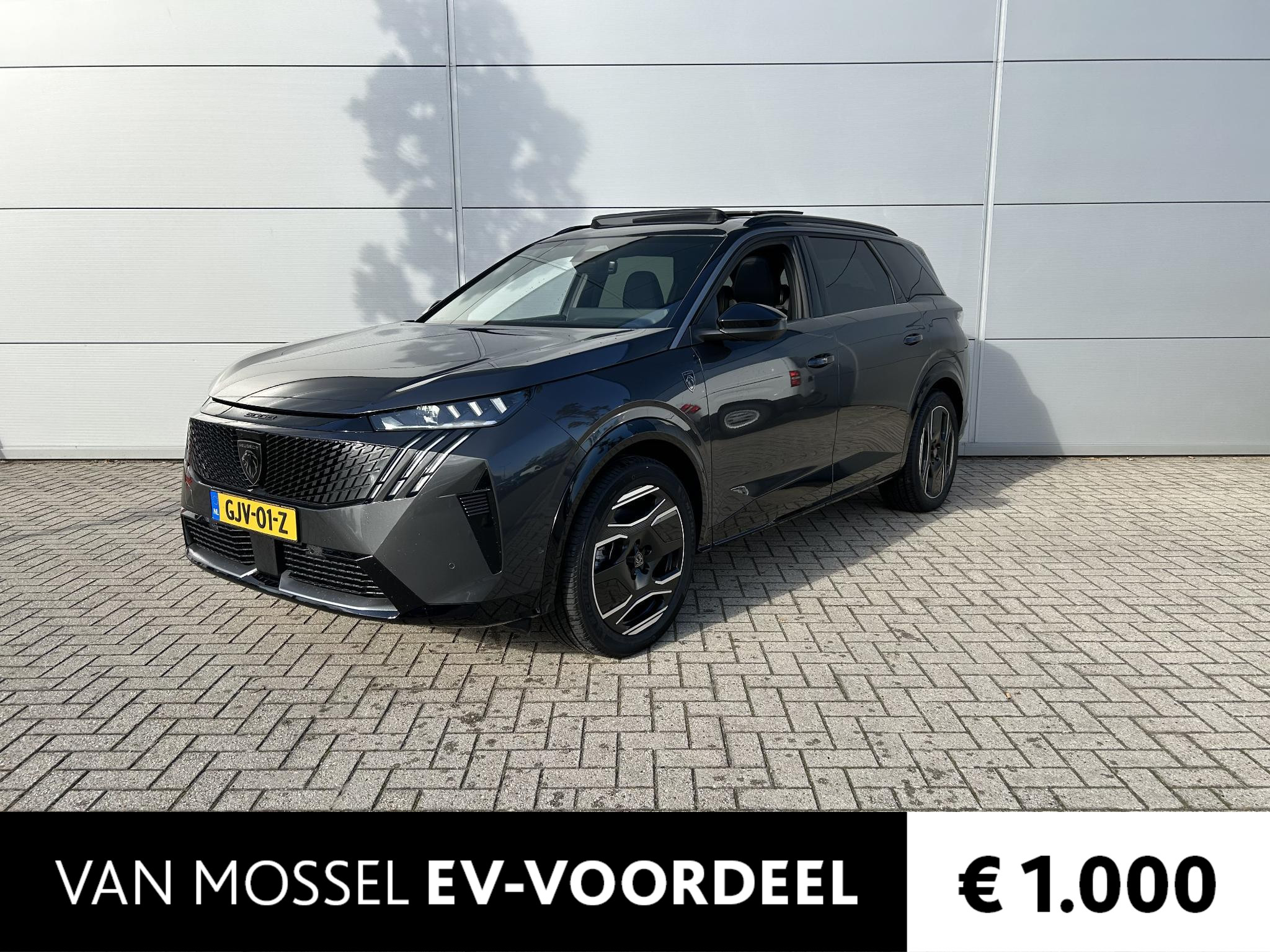 Peugeot e-5008 GT 73 kWh | Panoramadak | Massagestoelen | 360 Camera