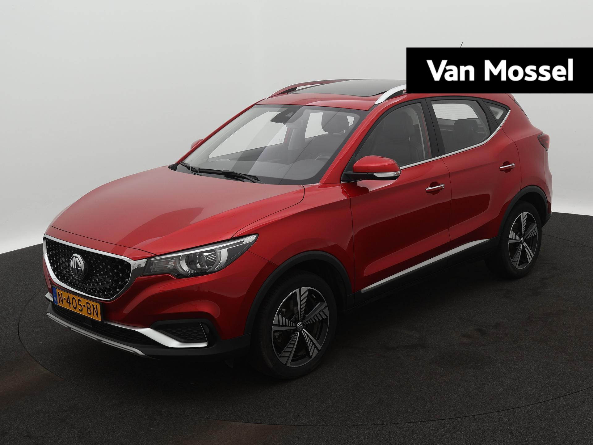 MG ZS-EV Luxury 45 kWh | Leder | Navi | Panoramadak | Camera | Apple CarPlay | Adaptive Cruise Control |