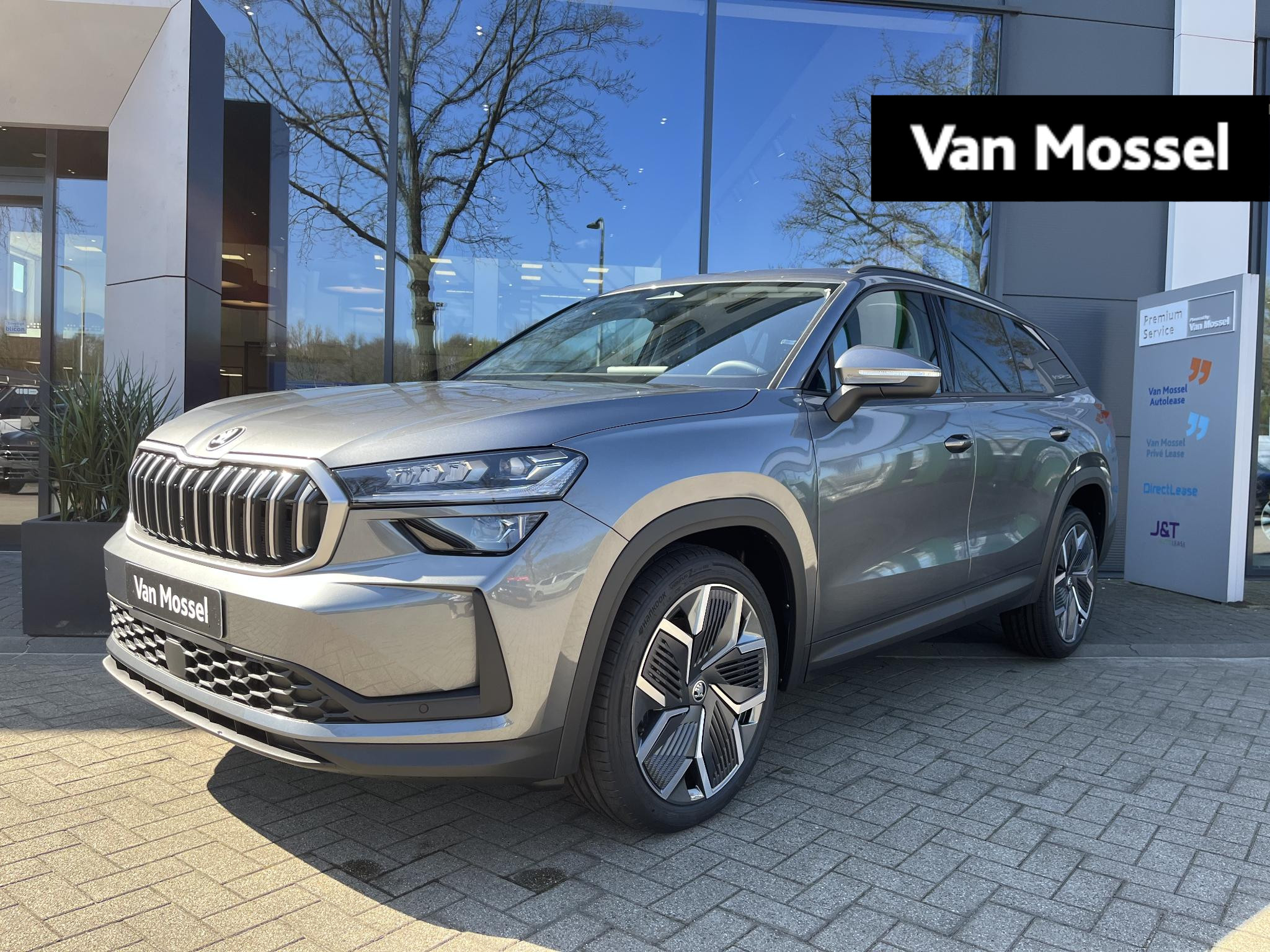 Škoda Kodiaq 1.5 TSI MHEV Business Edition | Lederen Bekleding | Navigatie | LED Matrix Koplampen | Lichtmetalen Velgen | Getinte Ruiten | panoramisch glazen schuif-/kanteldak |