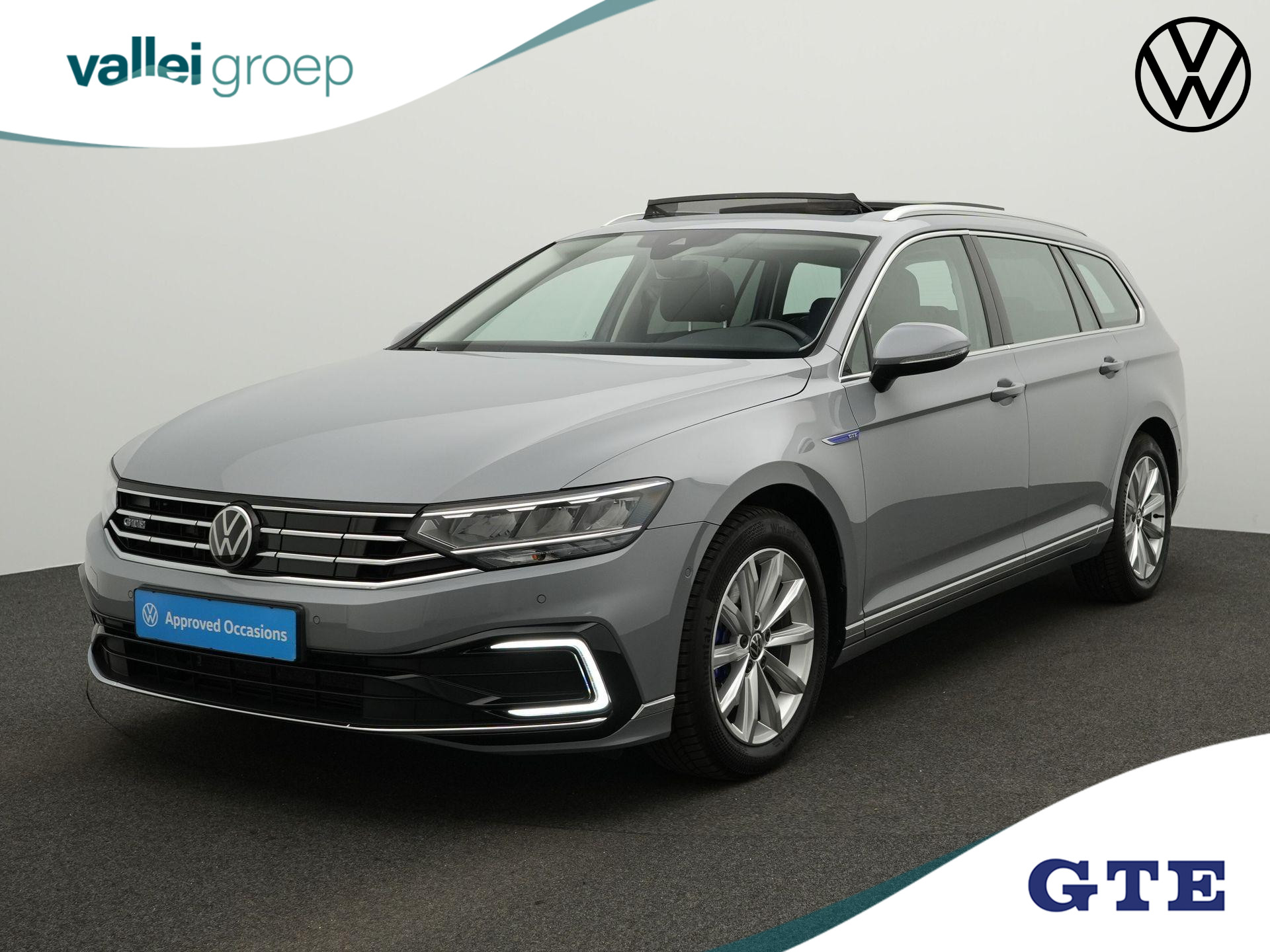 Volkswagen Passat Variant 1.4 TSI 218 pk DSG PHEV GTE Business | Panoramadak | Achteruitrijcamera | Stoelverwarming