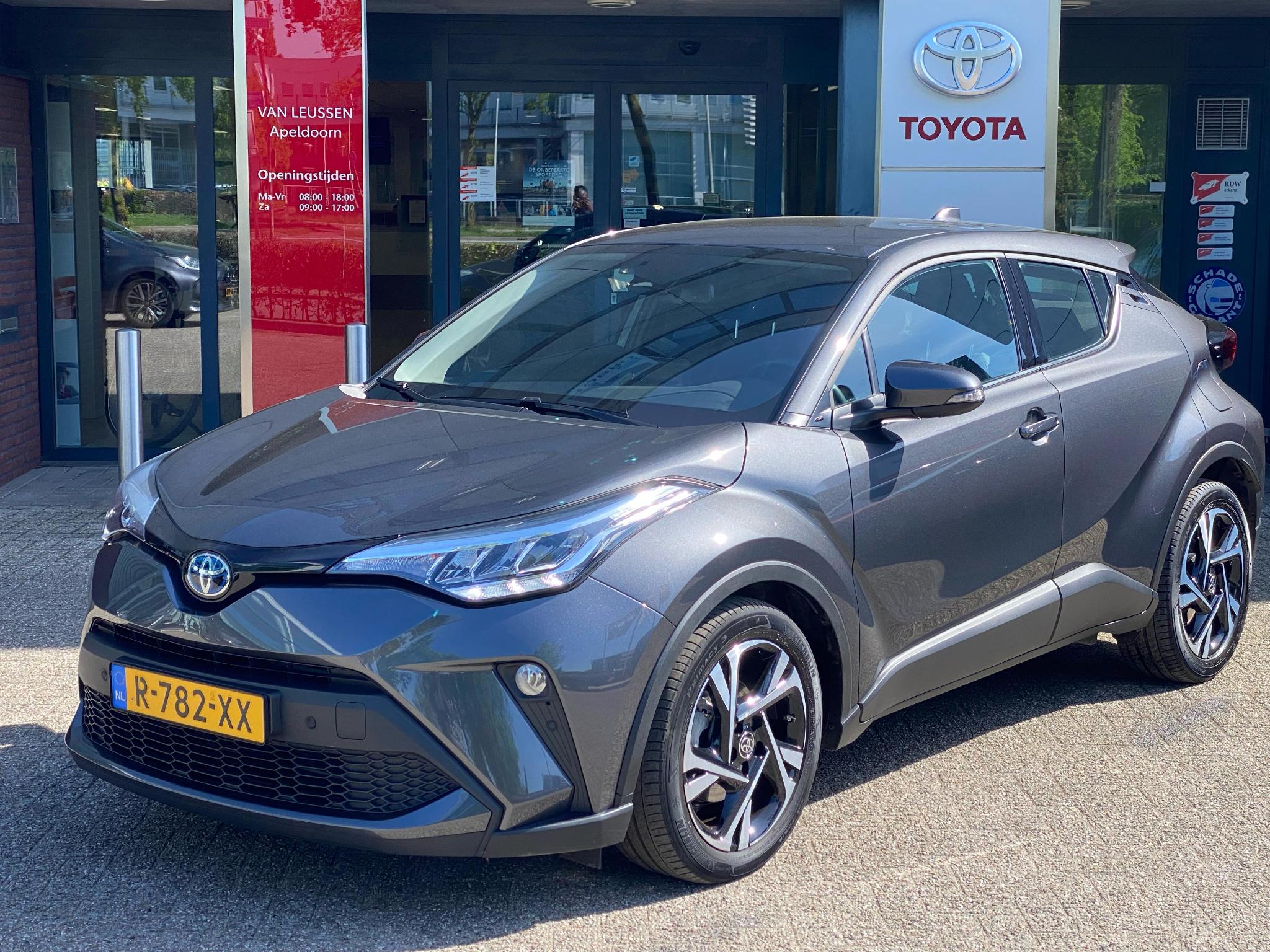 Toyota C-HR 1.8 Hybrid DYNAMIC NAVI KEYLESS APPLE/ANDROID 18'' LM-VELGEN PARK-SENSOREN CAMERA AD-CRUISE CLIMA NL-AUTO
