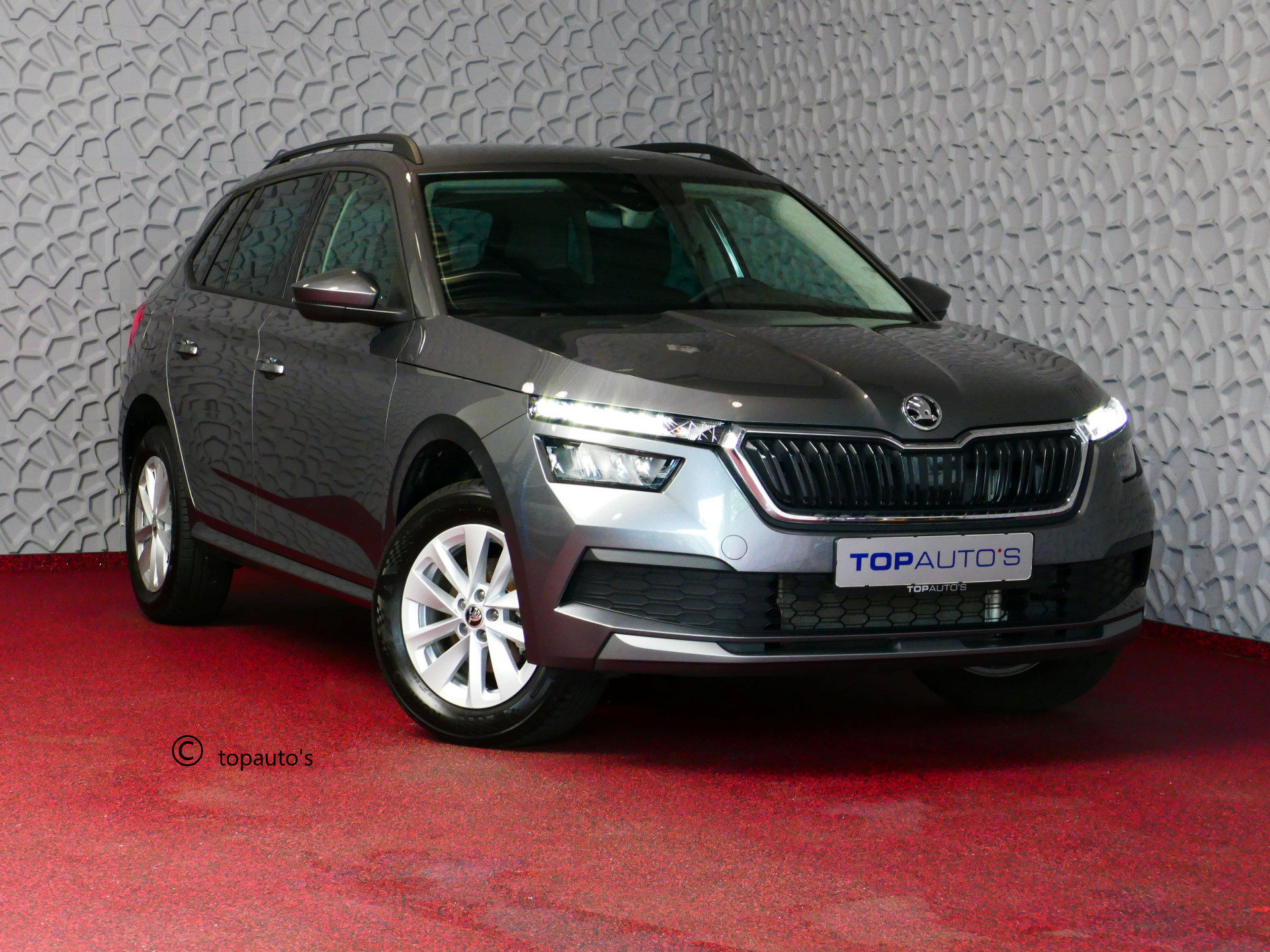 Škoda Kamiq TSI 110PK AMBITION VIR.COCKPIT LED PDC CARPLAY LMV LED STOELVERW. ADAP.CRUISE 2024