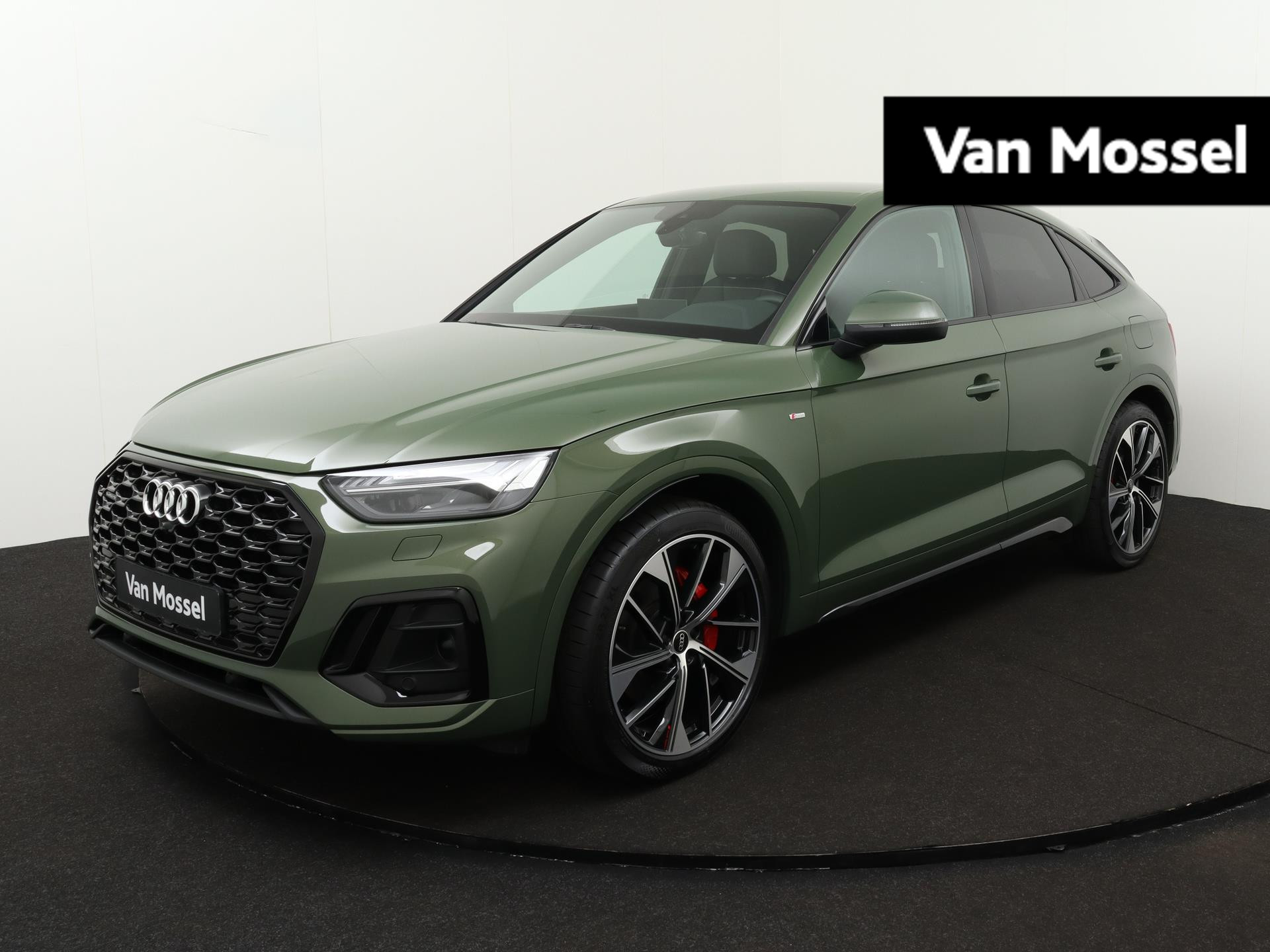 Audi Q5 Sportback 55 TFSI e S edition 367 PK | S-line | Automaat | Camera | Adaptive Cruise Control | Stoelverwarming | Virtual Cockpit | LED Matrix | Privacy glass | Sfeerverlichting |