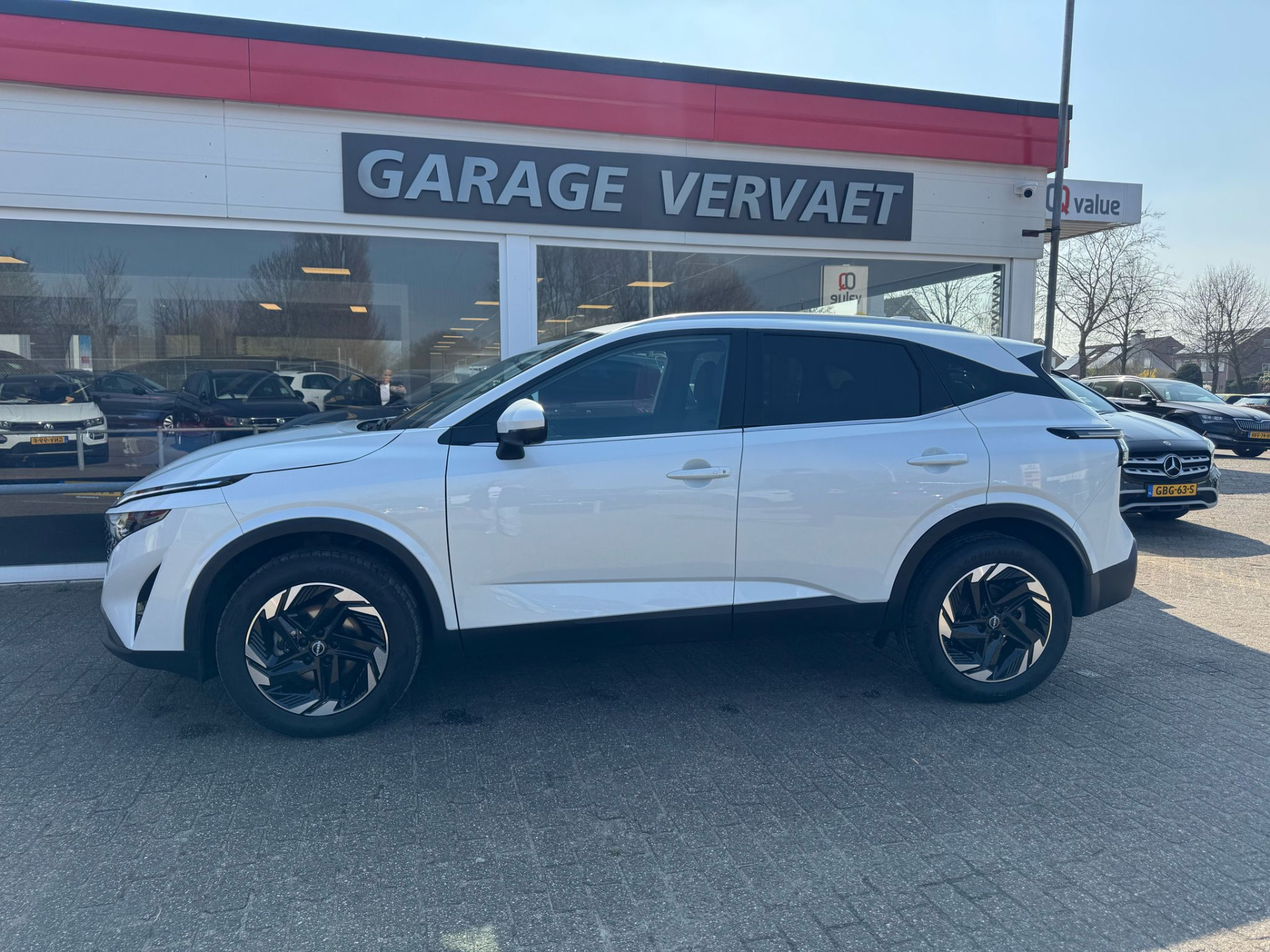 Nissan QASHQAI 1.3 MHEV Xtronic N-Connecta