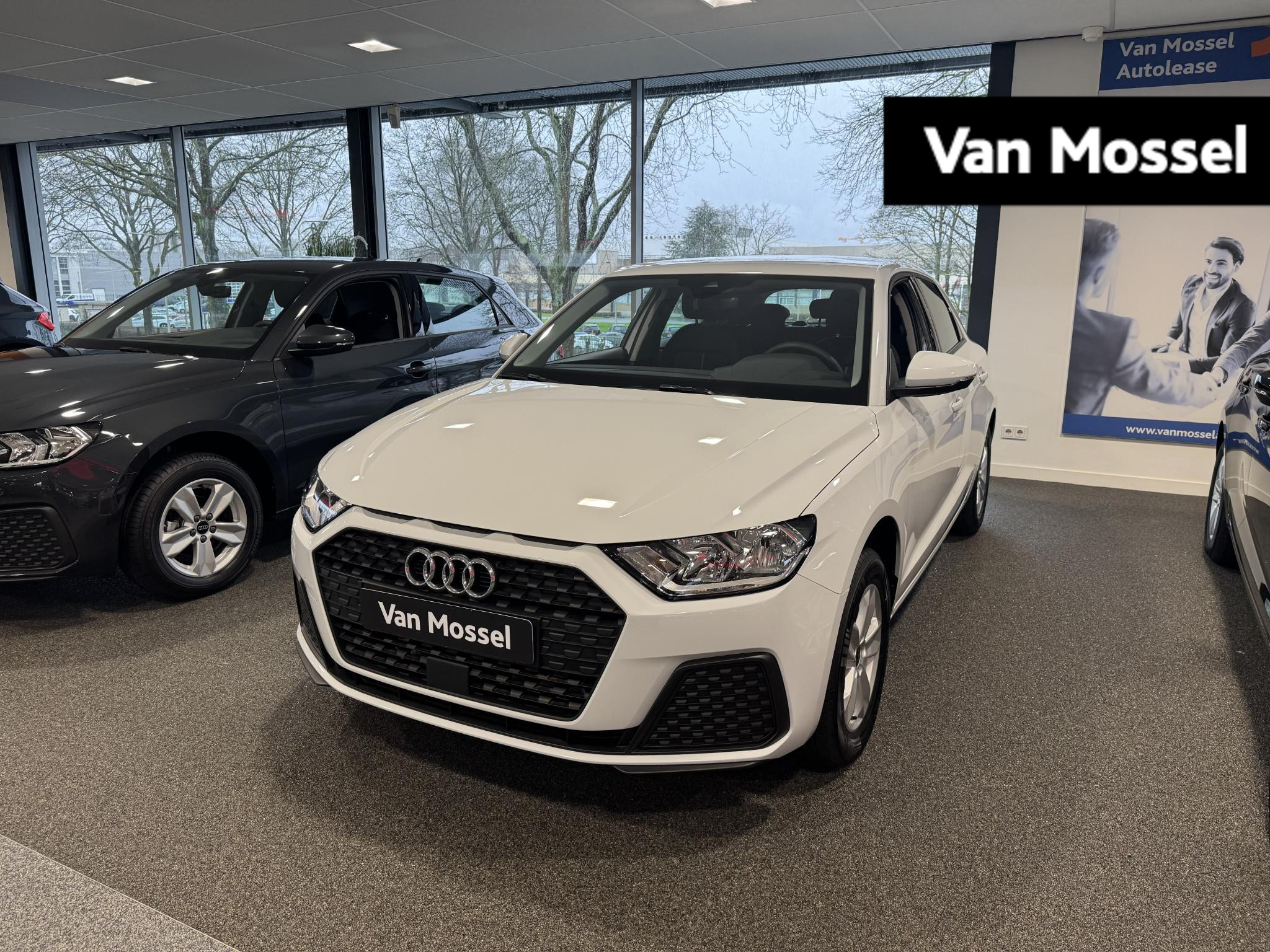 Audi A1 Sportback 25 TFSI Pro Line 95 PK | 10 kilometer | Nieuwe auto voorzien van Kenteken in April 2024 | Apple Carplay | Android Auto | Cruise Control | Airco | Lichtmetalen velgen |