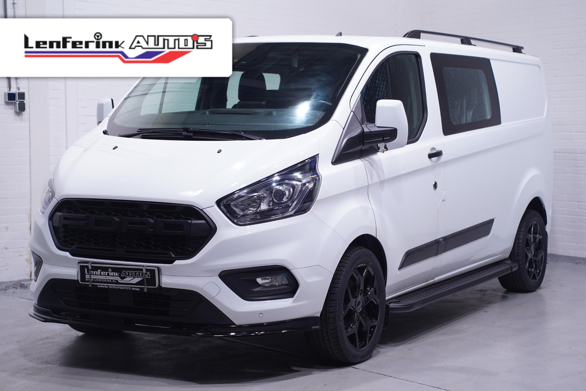 Ford Transit Custom 2.0 TDCI 130 pk Dubbel Cabine Edition 6-Zits Navi, Camera, 18" LMV, Raptor Grille, Treeplanken