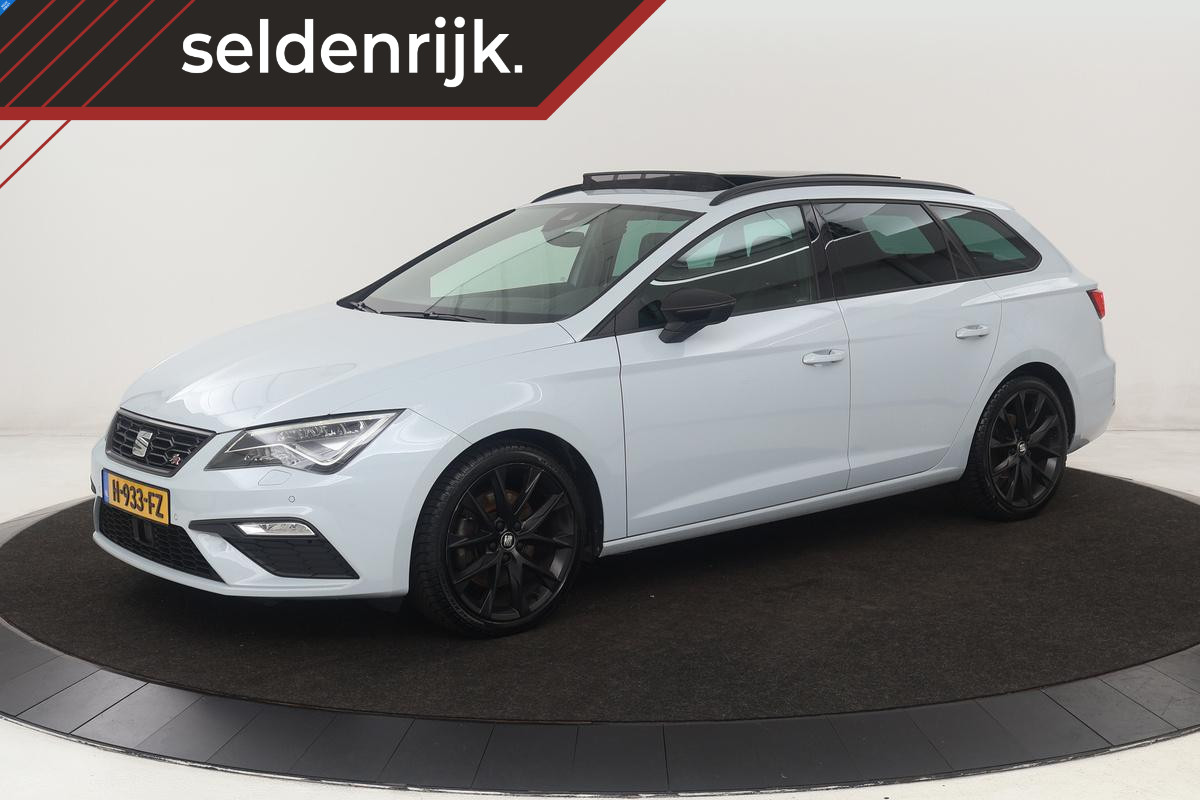SEAT Leon 1.5 TSI FR Ultimate Edition Black | Panoramadak | Stoelverwarming | BEATS Pack | Carplay | Adaptive cruise | Navigatie | Keyless | Full LED