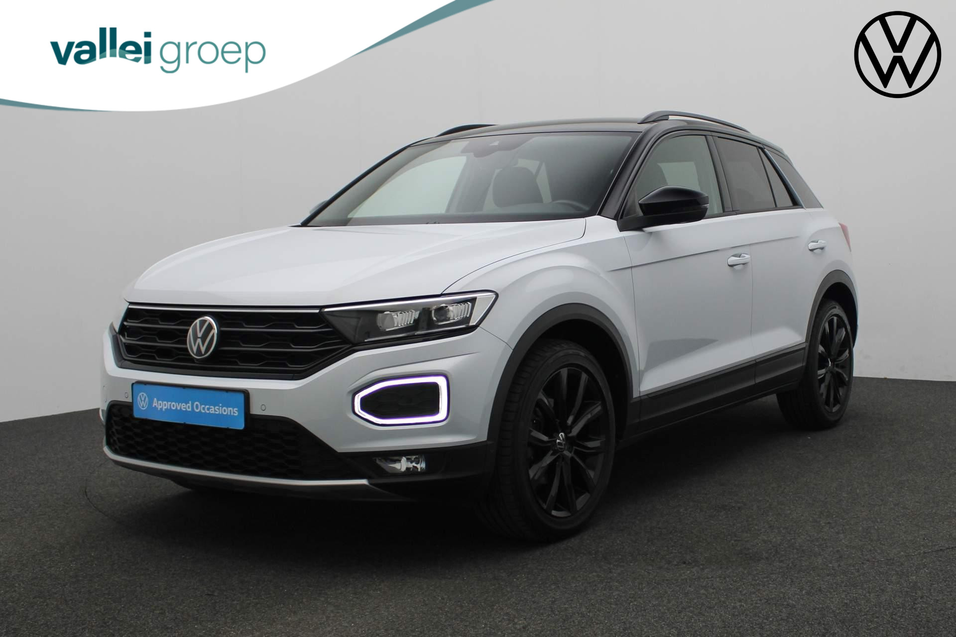 Volkswagen T-Roc 1.5 TSI 150PK DSG Sport Black Style | Navi | Stoelverwarming | Full LED | 18 inch | ACC | Parkeersensoren voor/achter