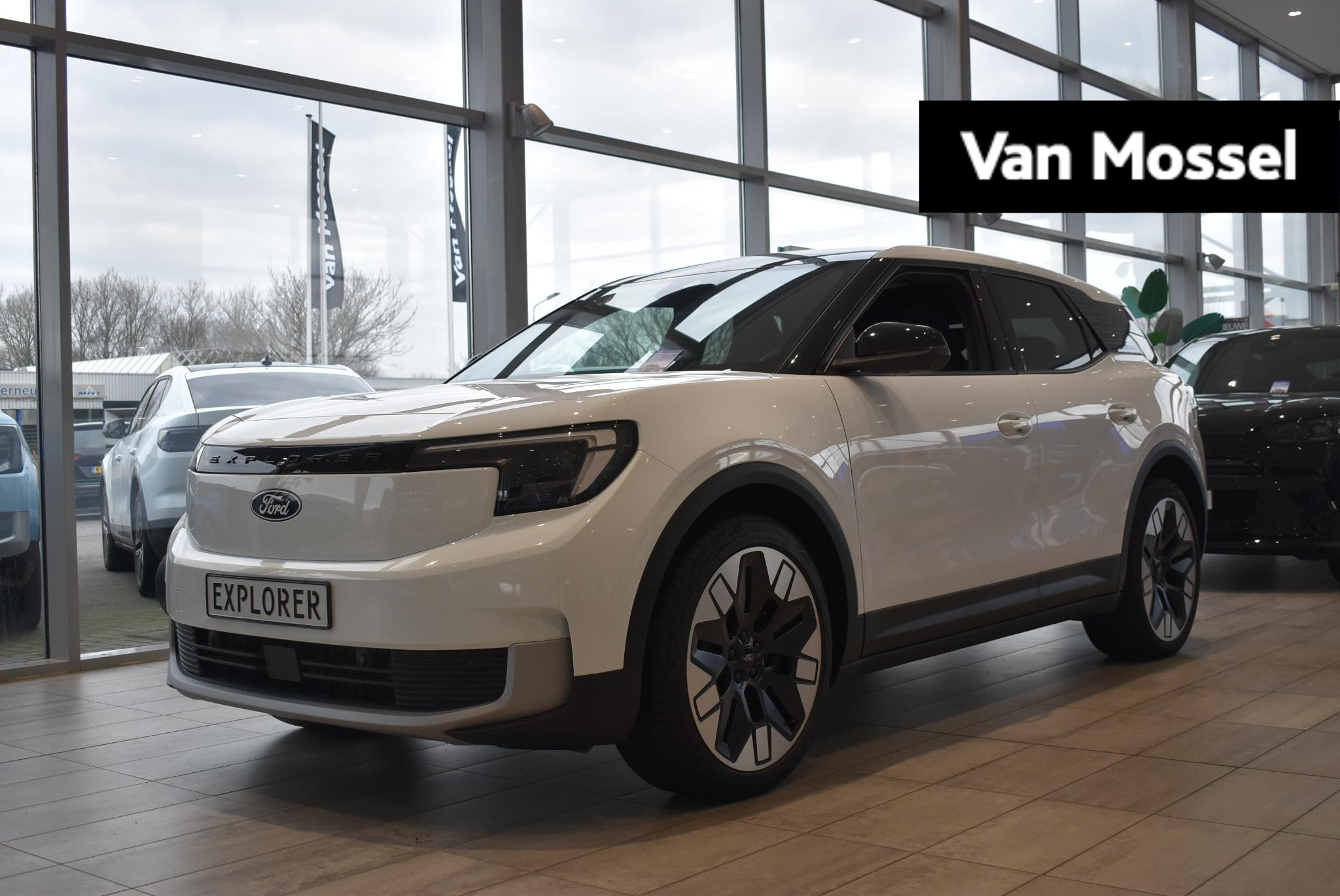 Ford Explorer Premium Extended Range RWD 77 kWh | €2000.- Korting | Panoramadak | 21 incl LMV | Driver Assistance Pack | Incl. Ford Protect 2 + 3 jaar/100.000 km |