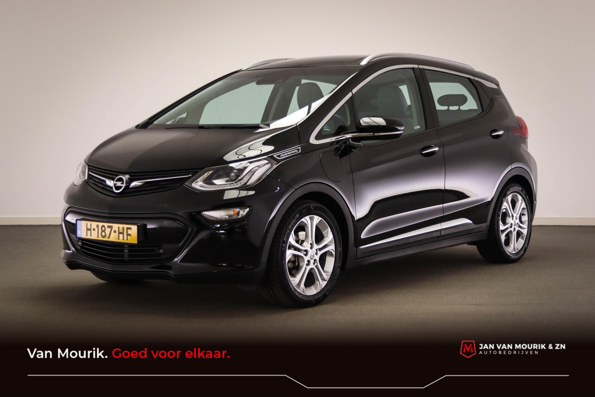 Opel Ampera-e Business executive 60 kWh | CLIMA | STUURWIELVERW. | CRUISE | DAB | APPLE | PDC | 17"
