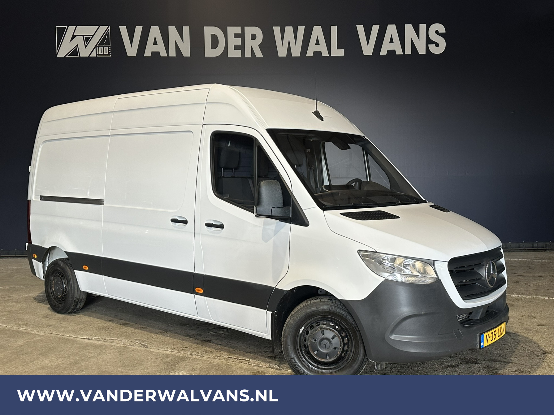 Mercedes-Benz Sprinter 314 CDI 143pk L2H2 Euro6 Airco | Camera | Navigatie | Apple Carplay | Android Auto Bijrijdersbank