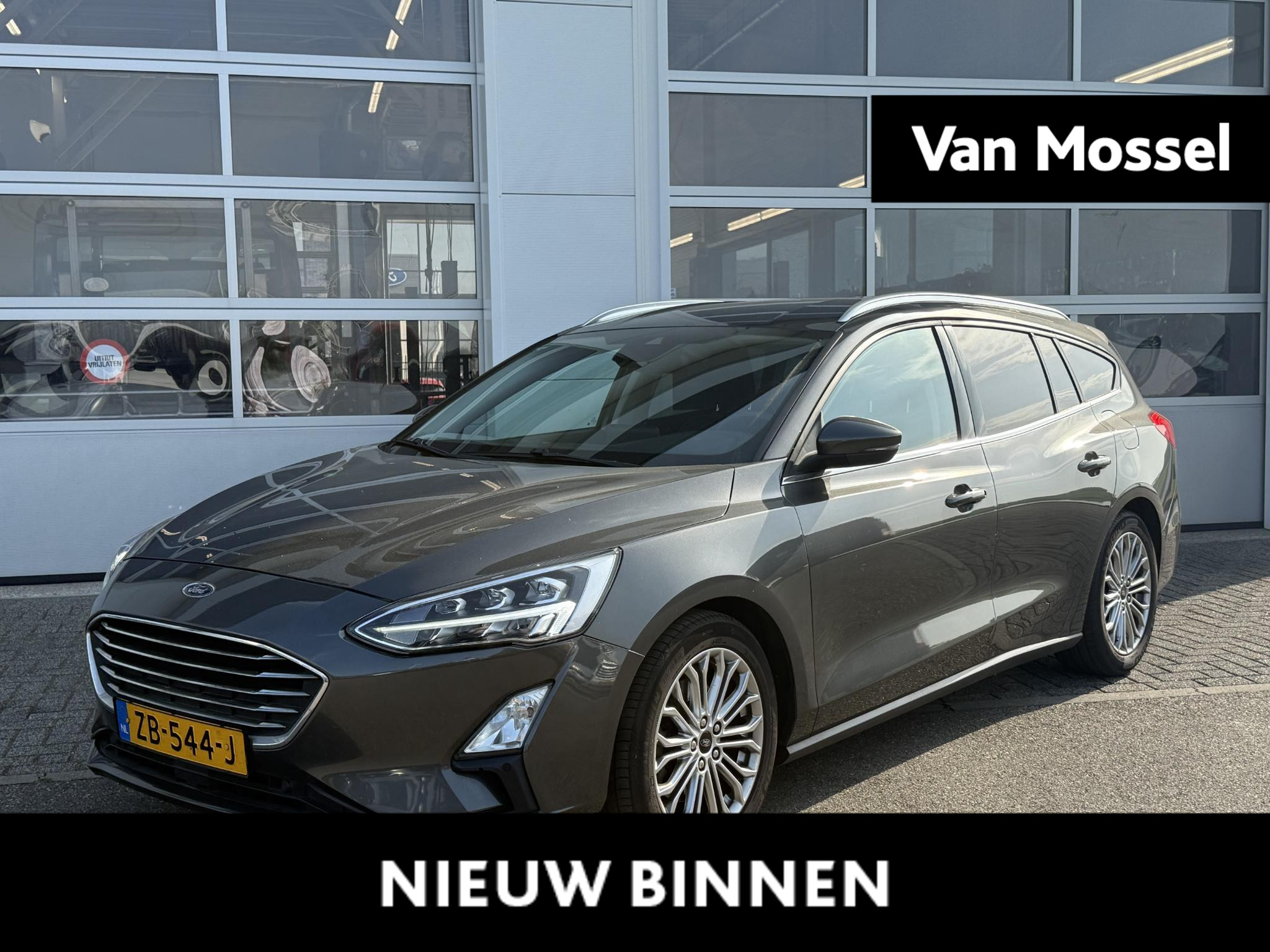 Ford Focus Wagon 1.0 EcoBoost Titanium Business 18'' LMV | Winter Pack | LED | Parkeersensoren V/A | Apple Carplay & Android Auto