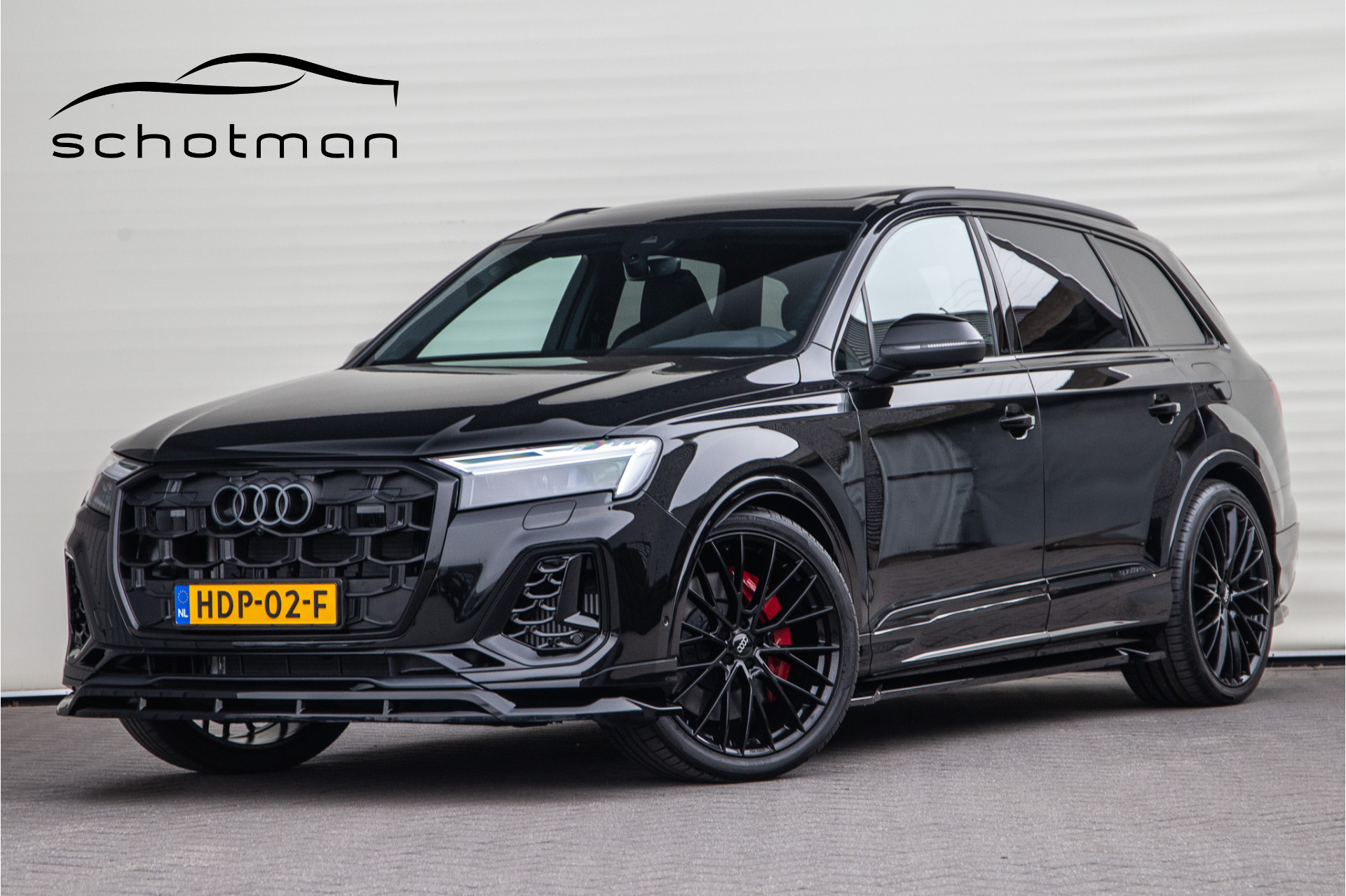 Audi Q7 60 TFSI e quattro Competition Facelift, Pano, RS-Stoelen, B&O, Trekhaak, 490pk