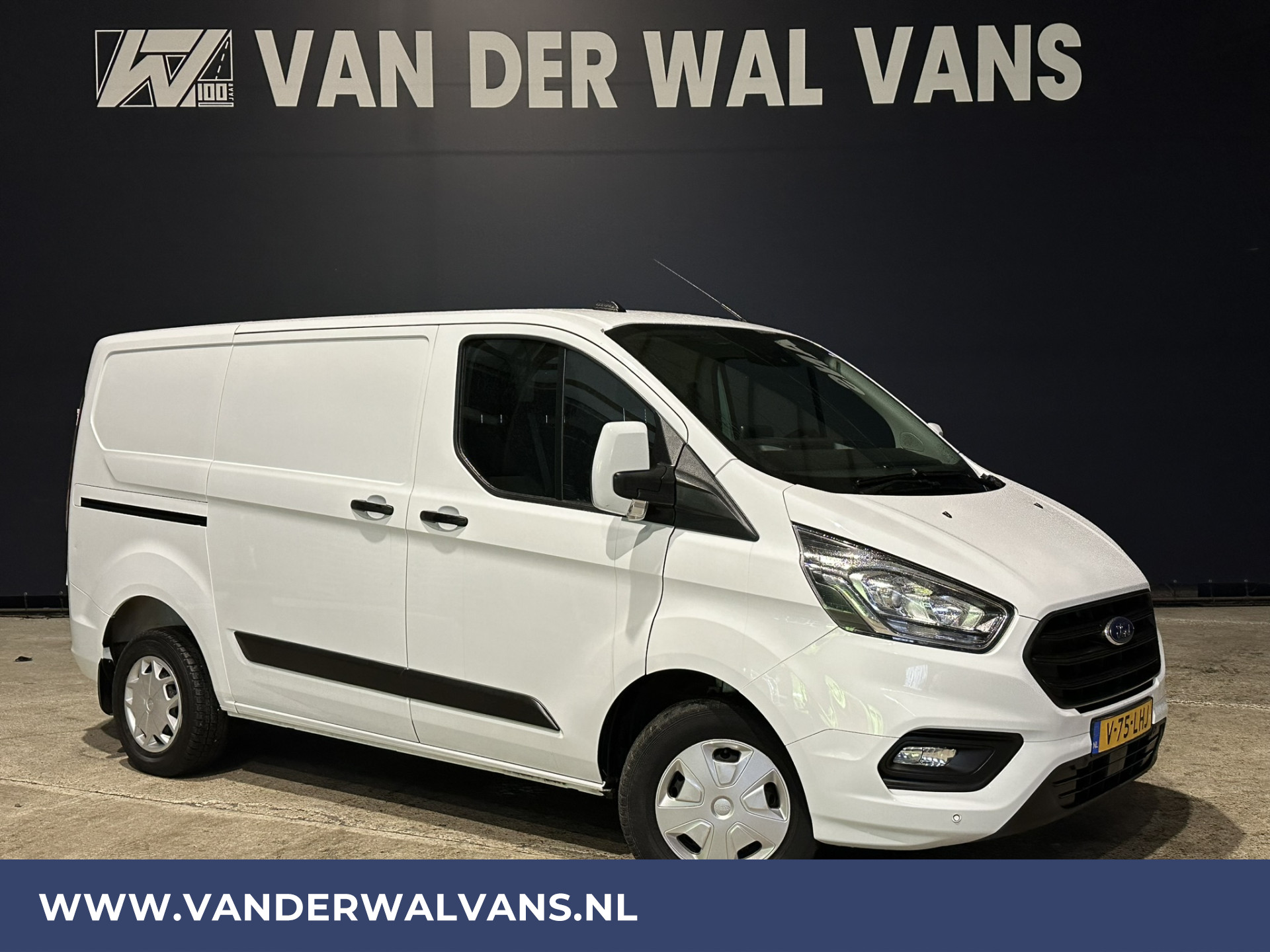 Ford Transit Custom 2.0 TDCI L1H1 Euro6 Airco | Camera | LED | Android Auto | Cruisecontrol | Parkeersensoren Verwarmde voorruit, Bijrijdersbank, 2500kg trekvermogen
